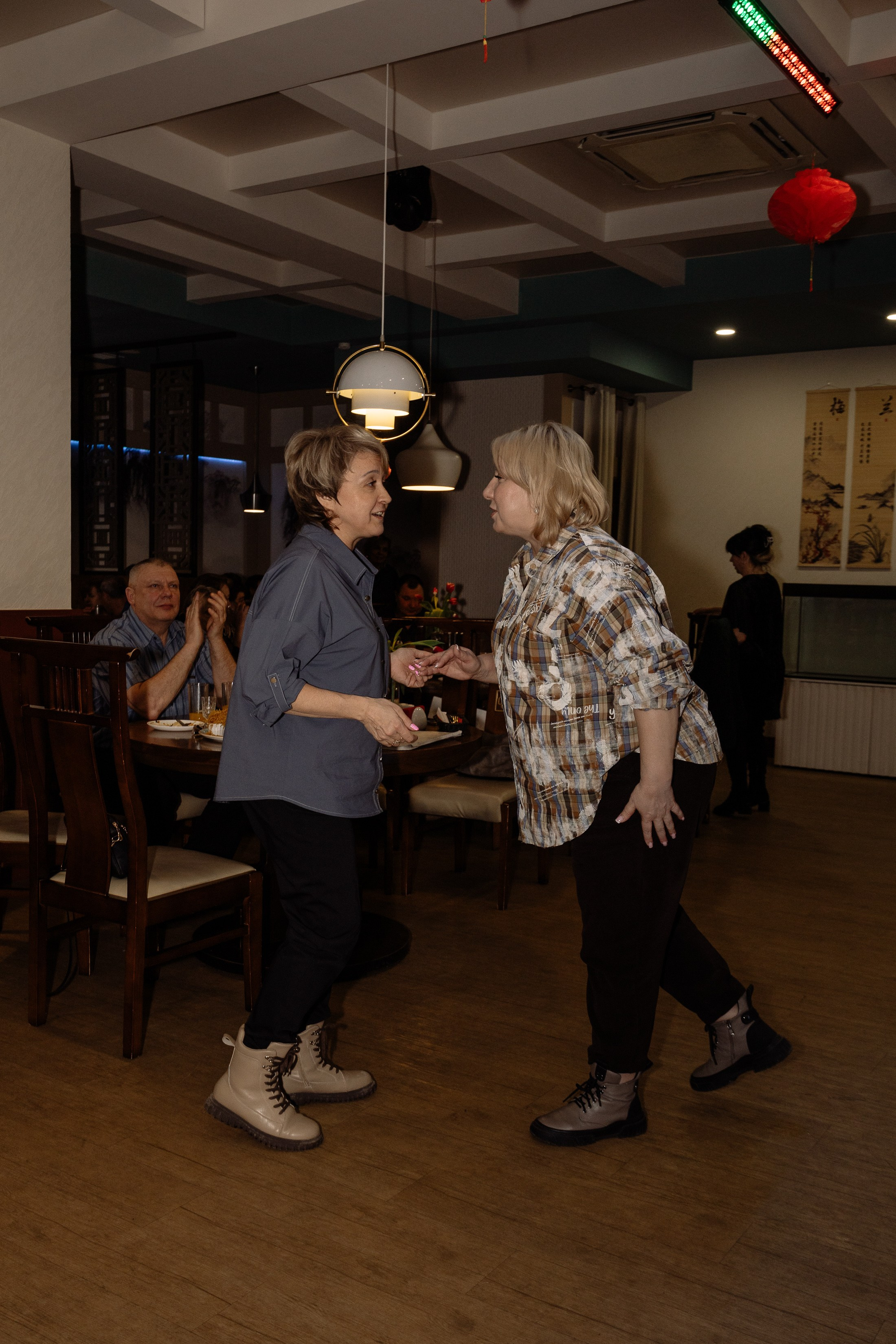 Вечеринка в кафе Sinlun. Фотограф Юлия Мальцева