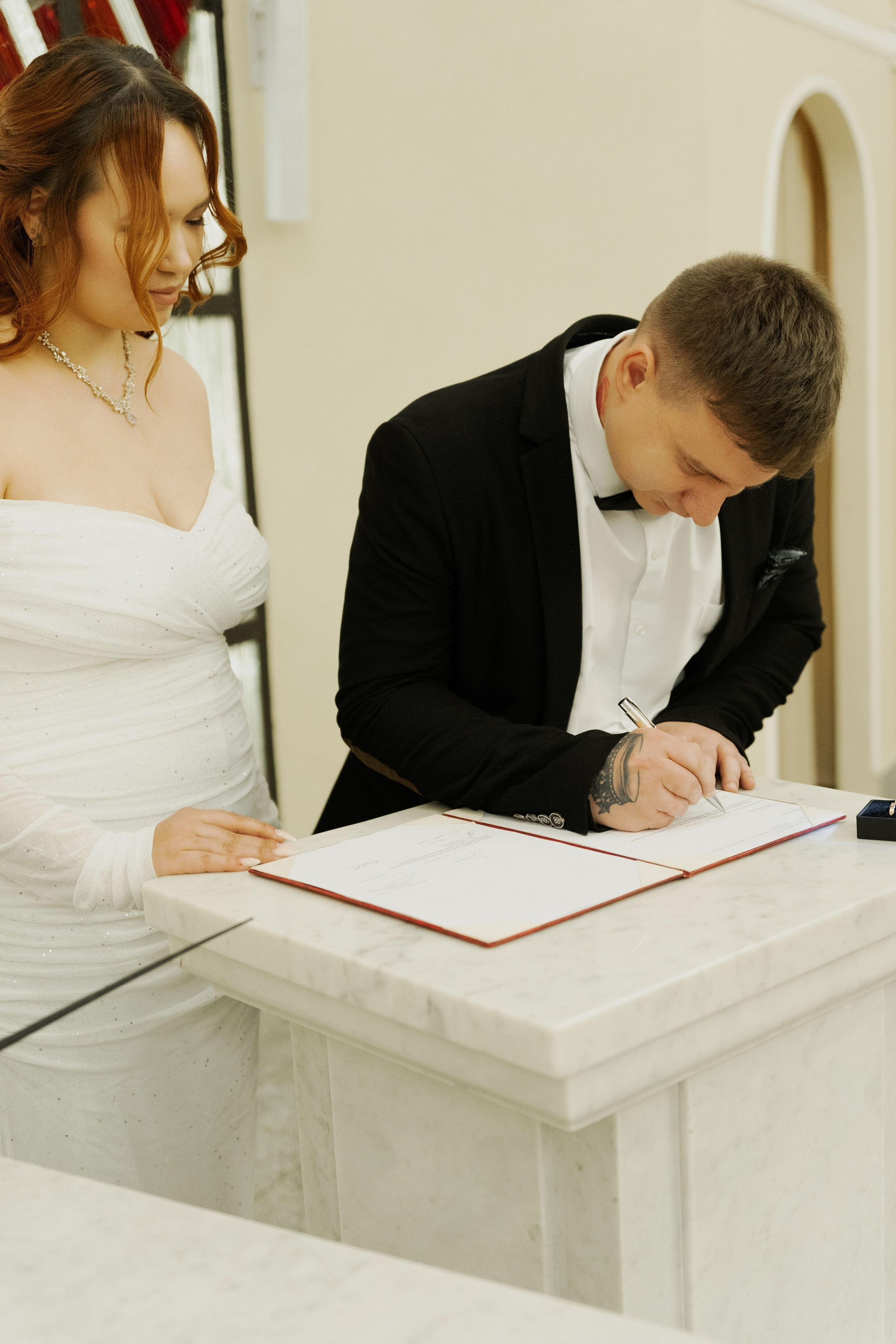 Роспись в загсе