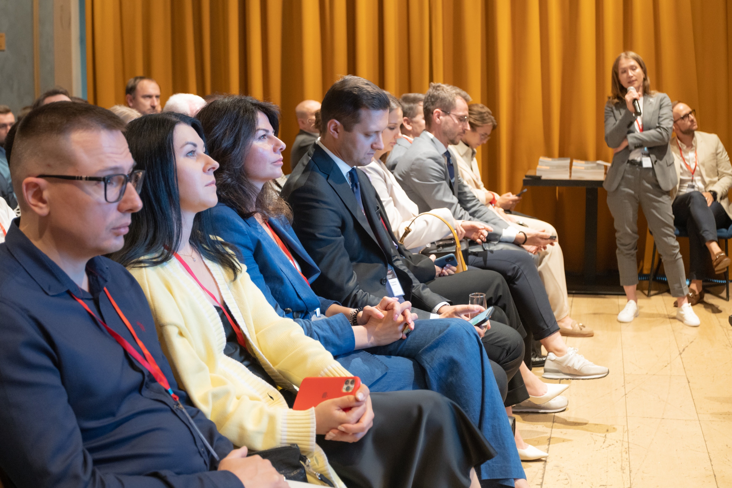 Судебная экспертиза. Аверта групп. Репортажный и интерьерный фотограф Александра Солдатова