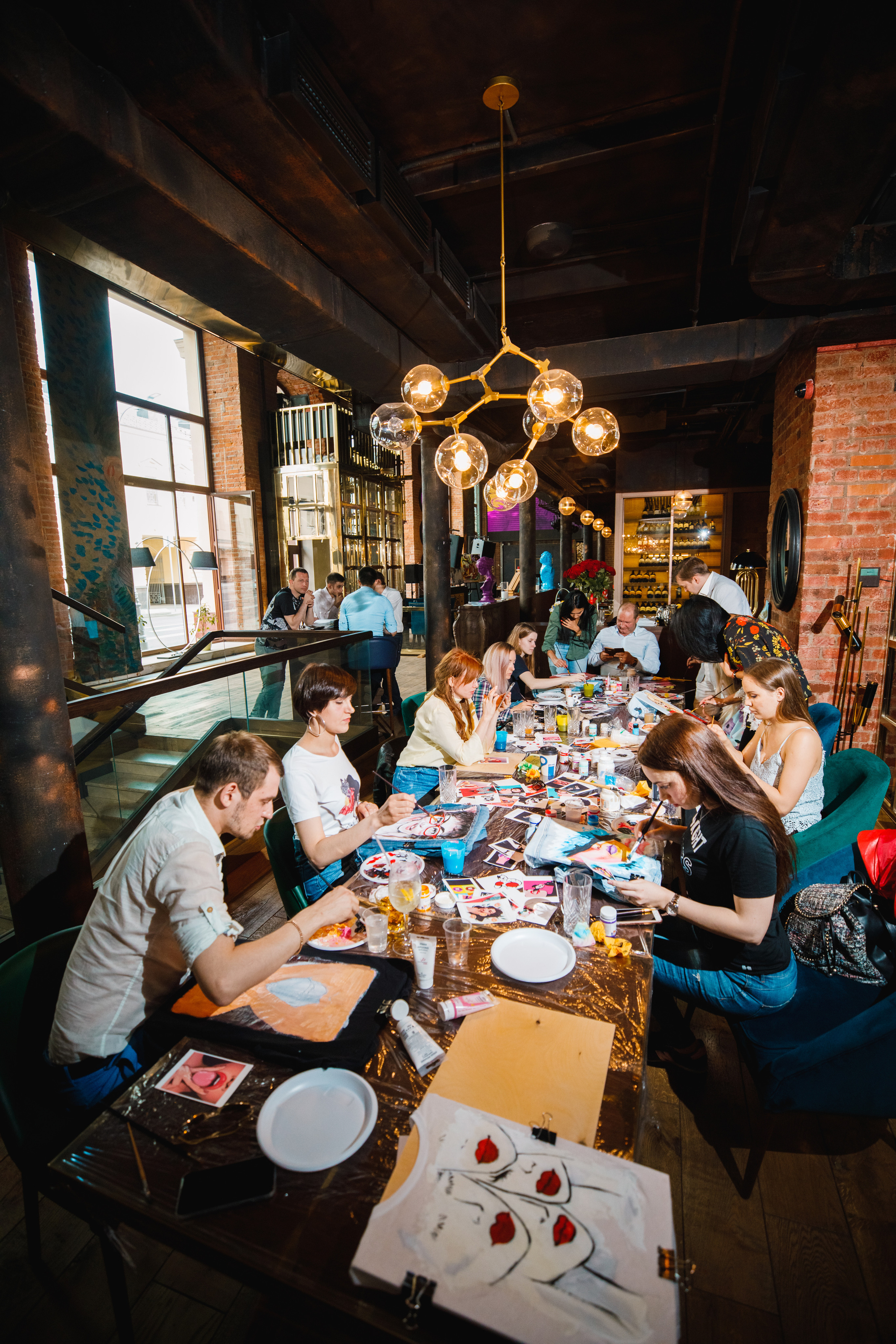 Мастер классы от художниц Ани и Яны Карпик. Репортажный Фотограф Москва Дарья Лунева