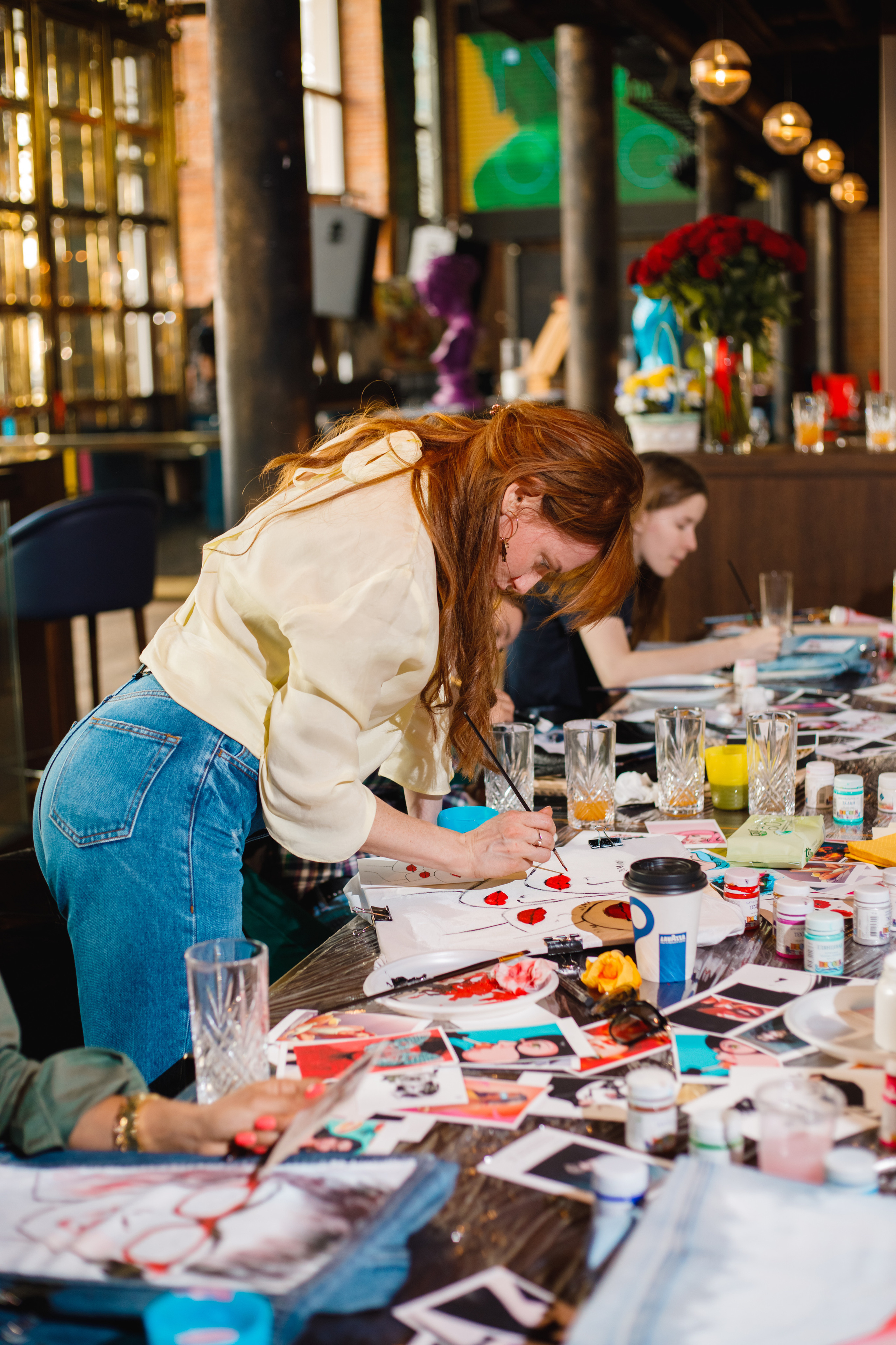 Мастер классы от художниц Ани и Яны Карпик. Репортажный Фотограф Москва Дарья Лунева