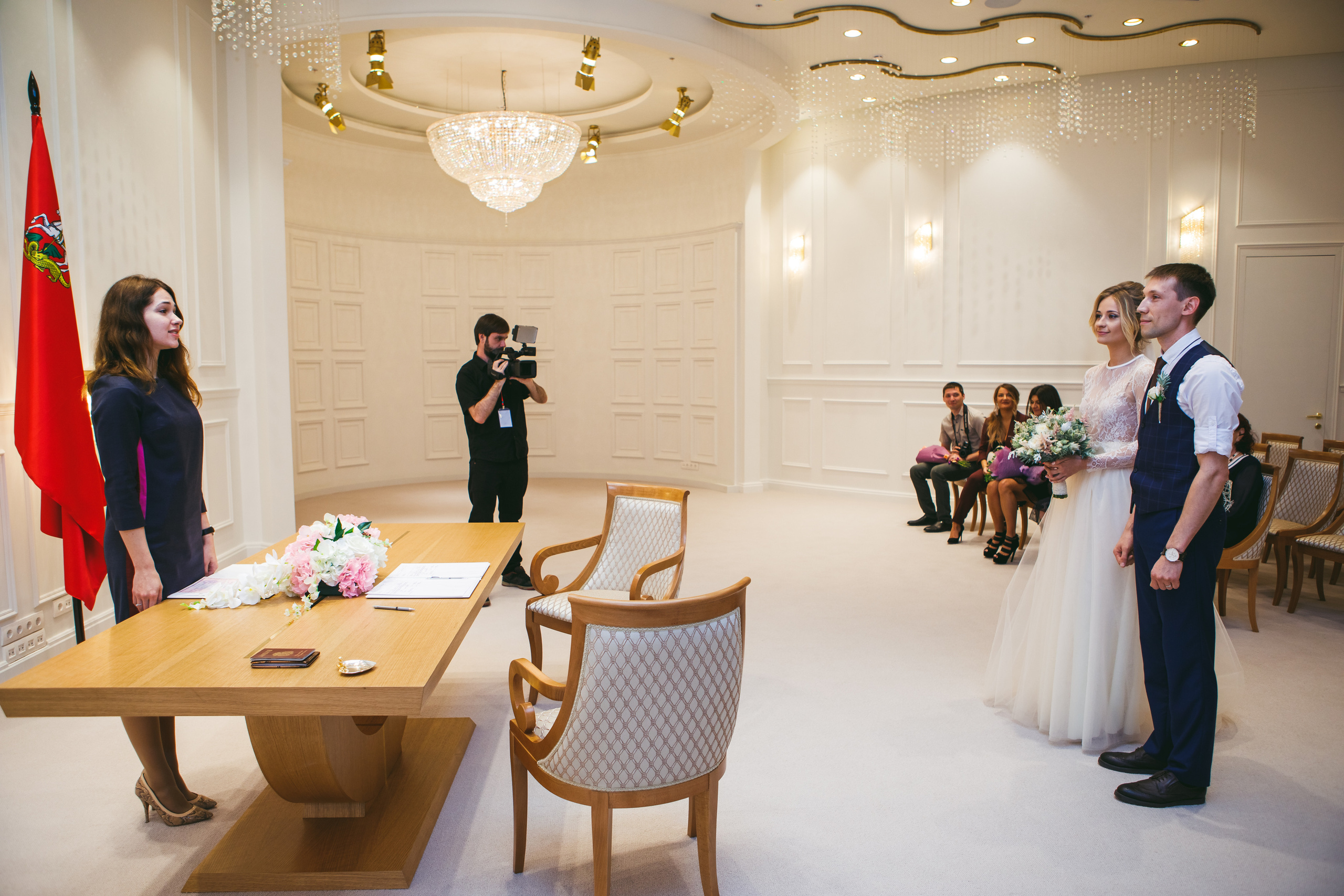 Александр и Юлия регистрация в Вегас. Репортажный Фотограф Москва Дарья Лунева