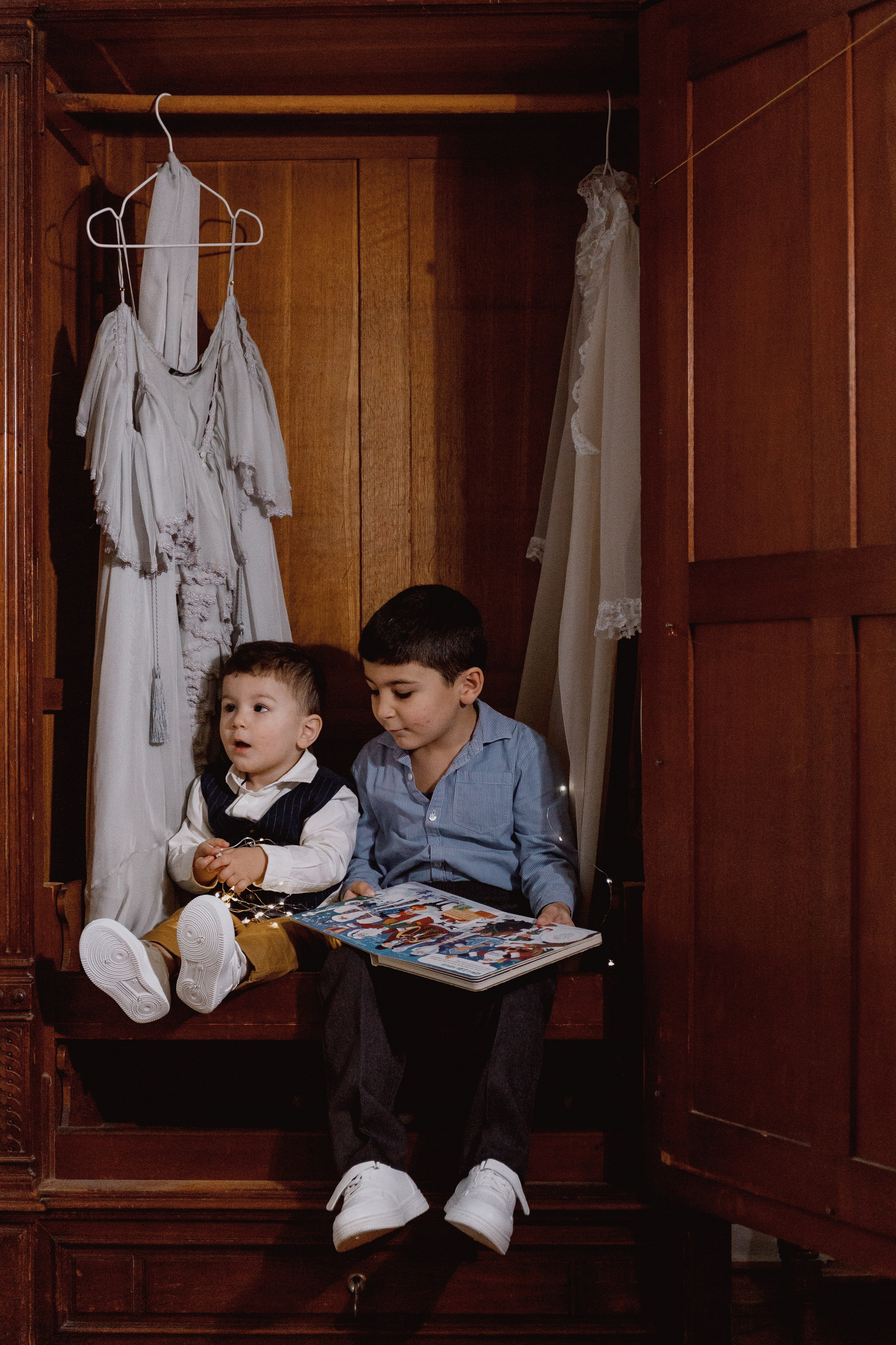 Роза и ребята. Фотограф Харитонова Наталья