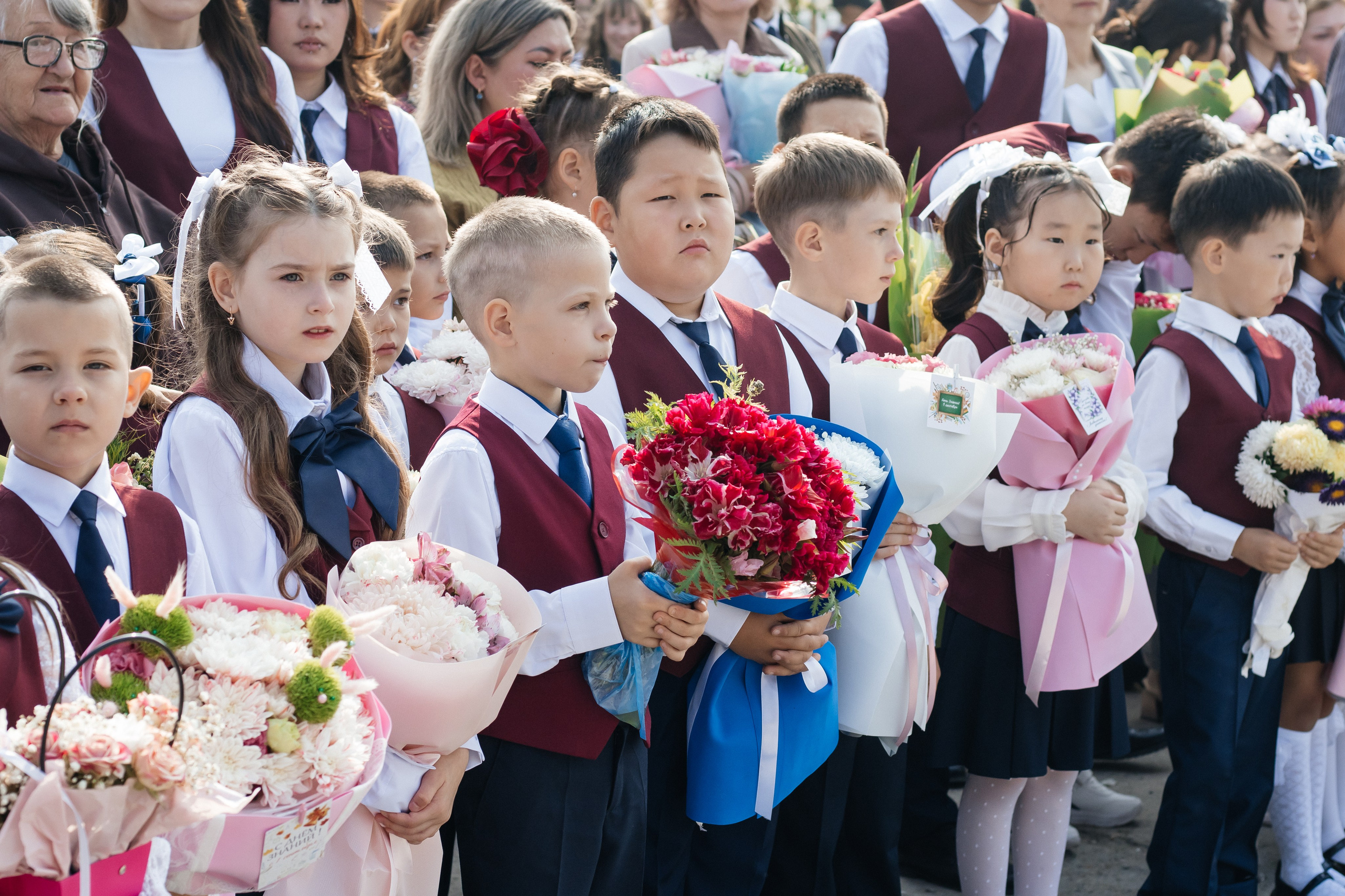 1 сентября. Репортажный и семейный фотограф в посёлке Сангар и за его пределами: Евгений Байдин