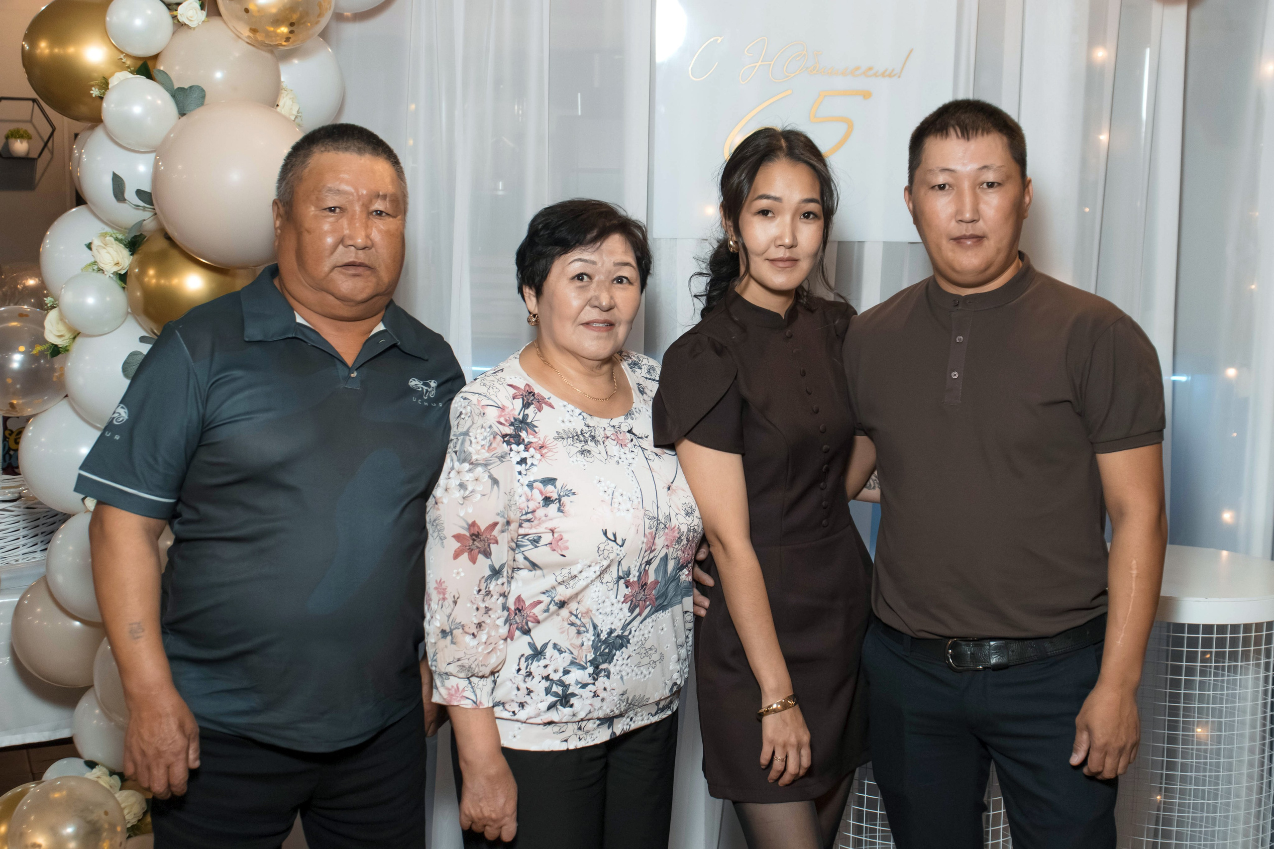 День Рождения Ирины. Репортажный и семейный фотограф в посёлке Сангар и за его пределами: Евгений Байдин