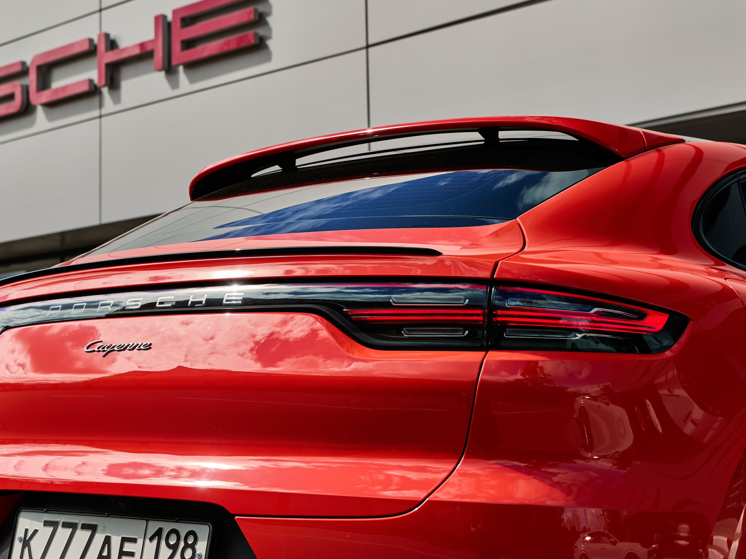 Porsche Cayenne. IDeAI studio