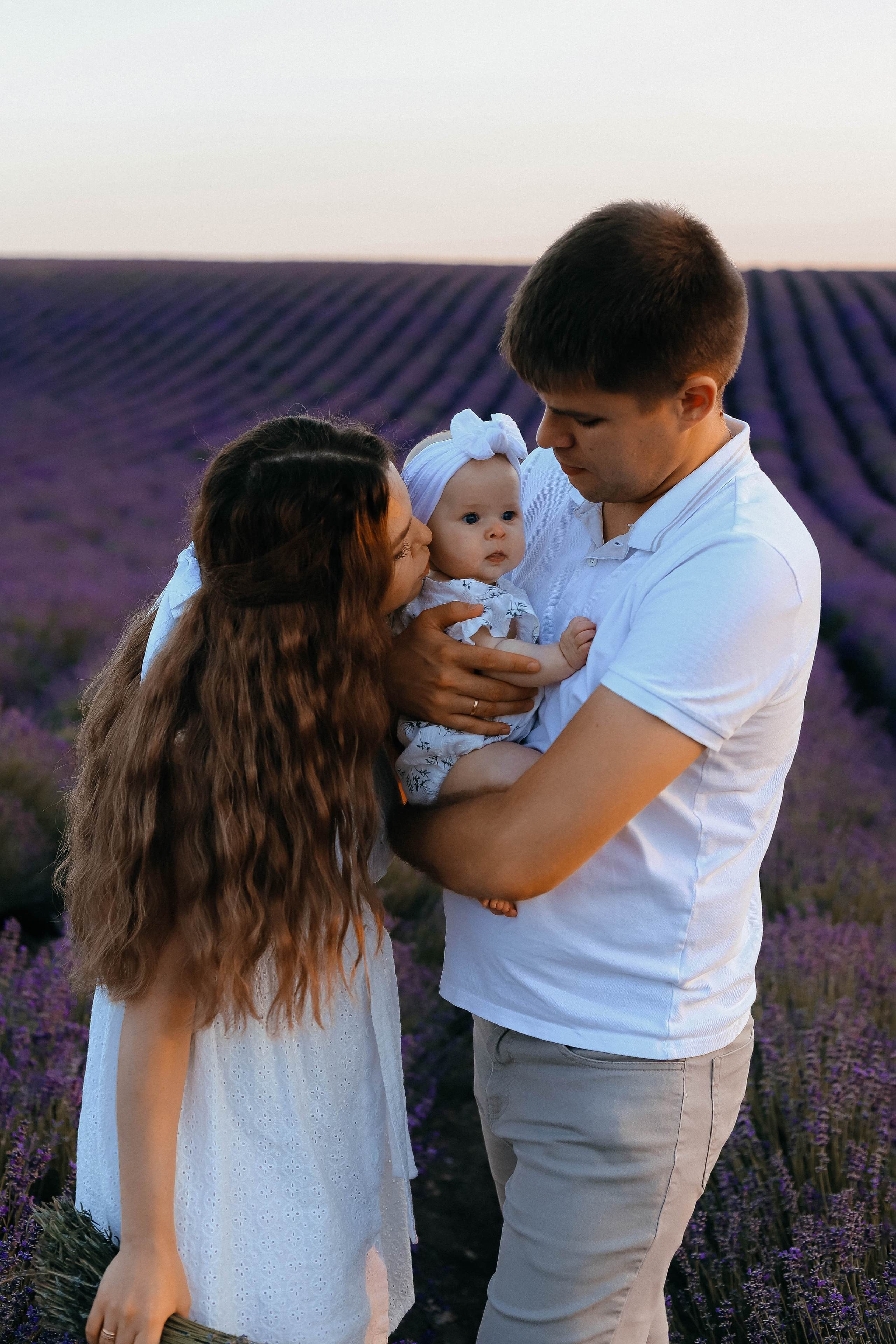 Тамара и Сергей в лаванде. Женский/Детский фотограф в Симферополе Вероника Слепогина