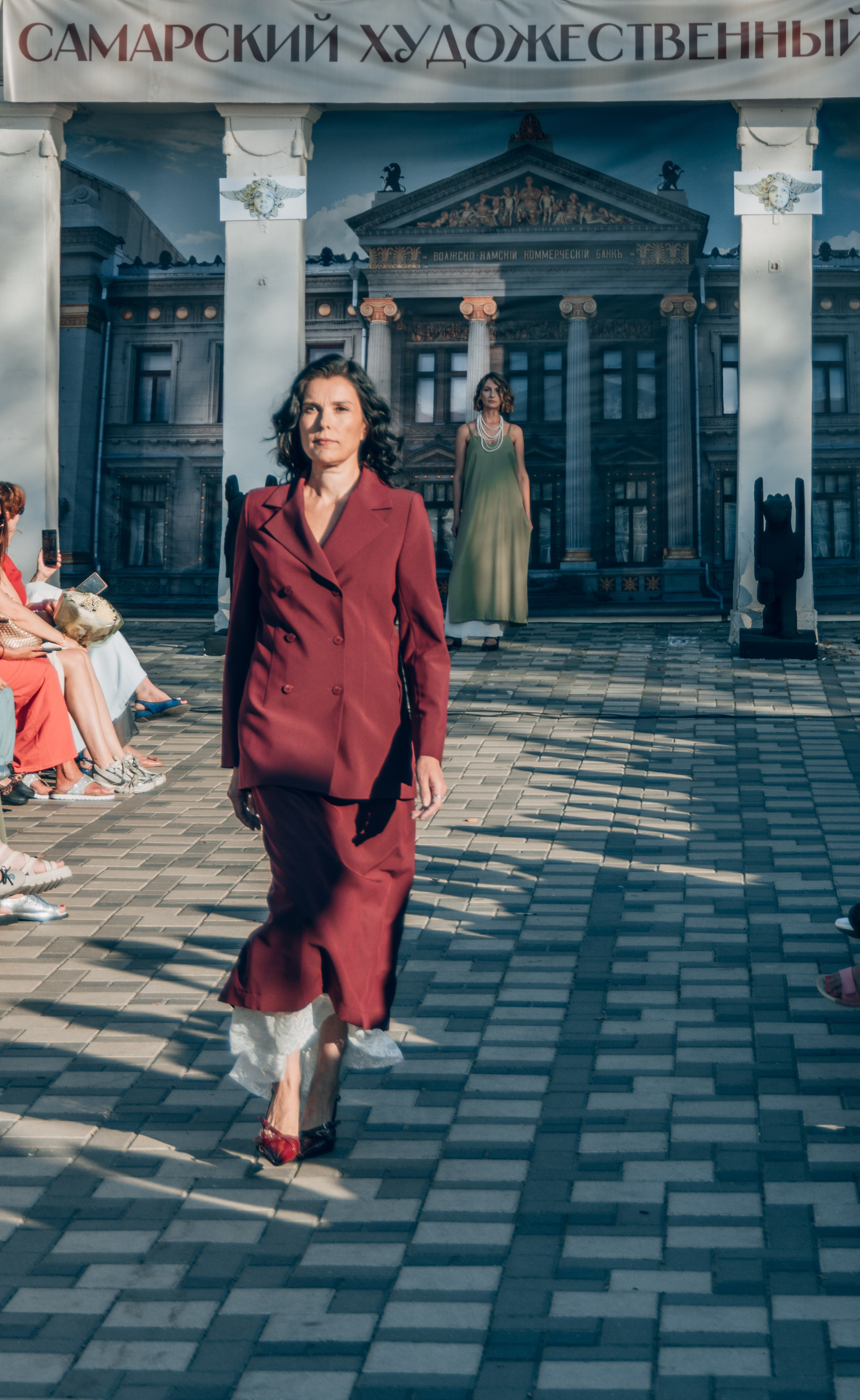 Модный показ «МУЗА» Аллы Селицкой — стиль в каждом кадре. Фотограф Самара — репортажная, свадебная, интерьерная съёмка от Ильи Петрова, профессионала своего дела