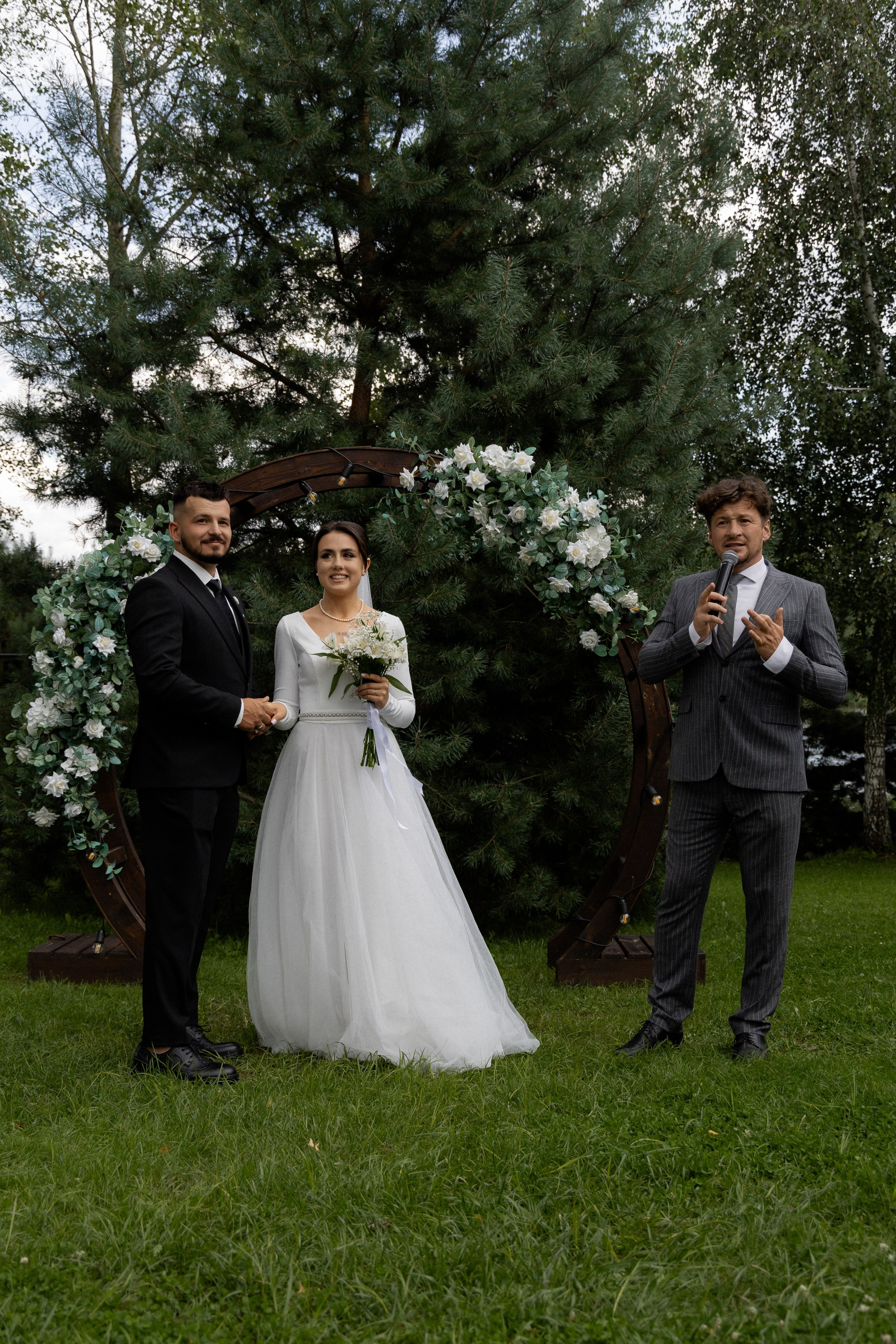 Свадебная фотосессия в агроусадьбе Лабодянка в Минске. Свадебный фотограф в Минске/Беларуси Сергей Спиридонов