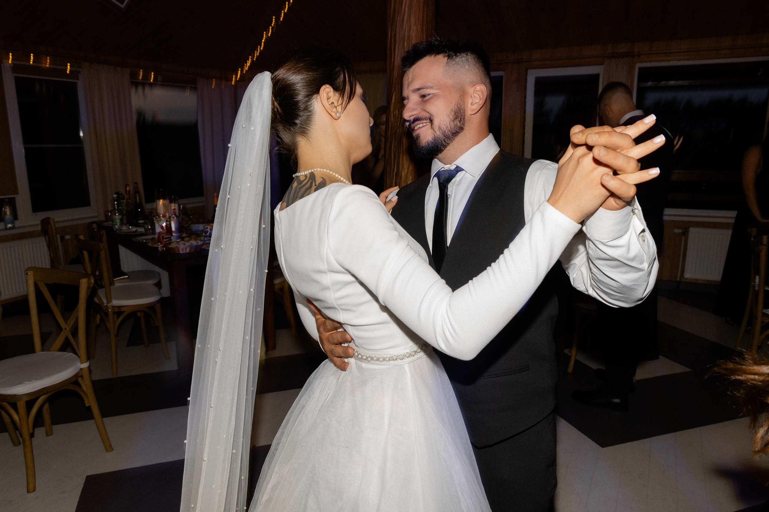 Свадебная фотосессия в агроусадьбе Лабодянка в Минске. Свадебный фотограф в Минске/Беларуси Сергей Спиридонов