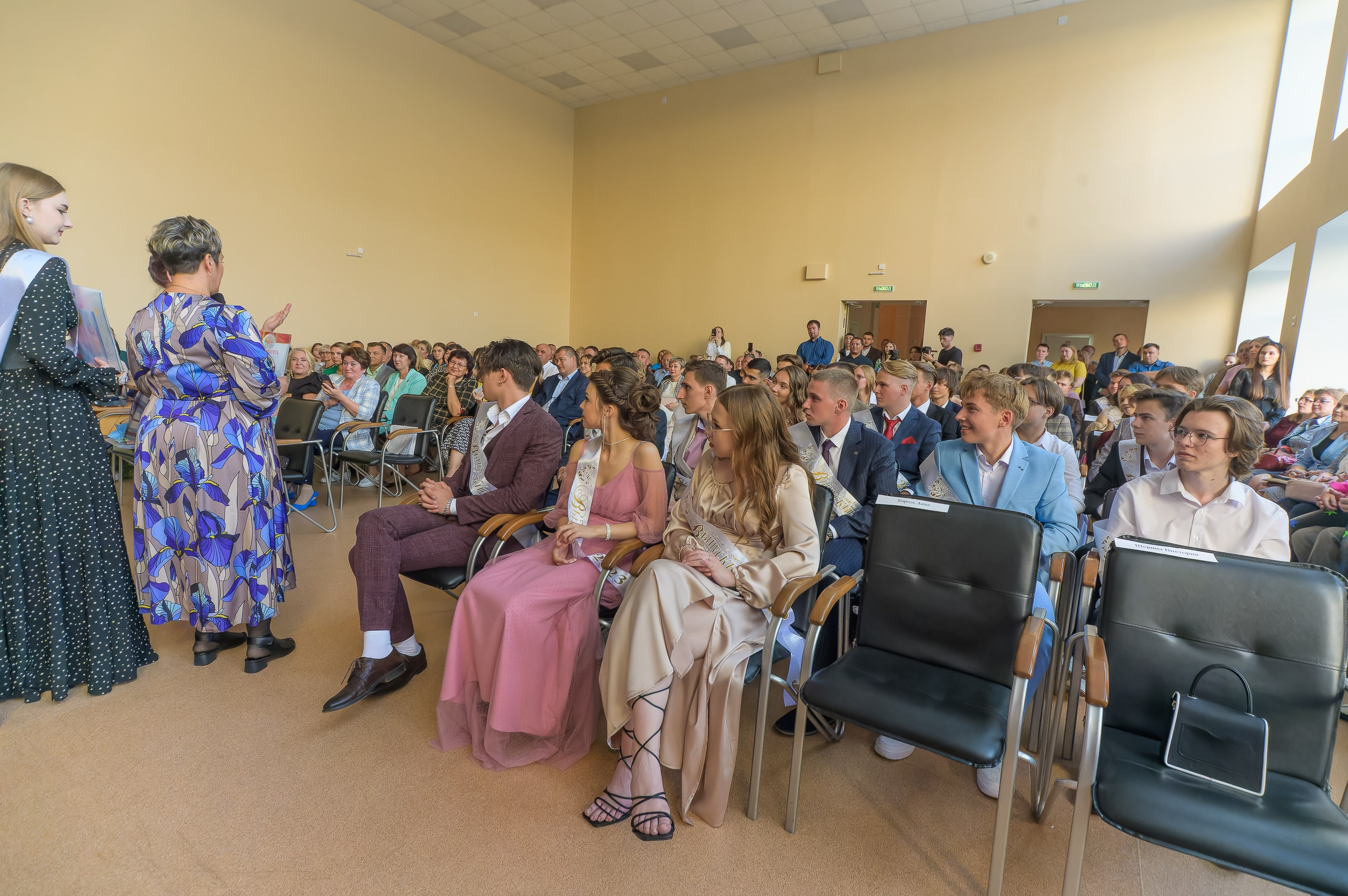 Выпускной МБОУ «СОШ № 34». Фотограф в Кемерово Владислав Шульц