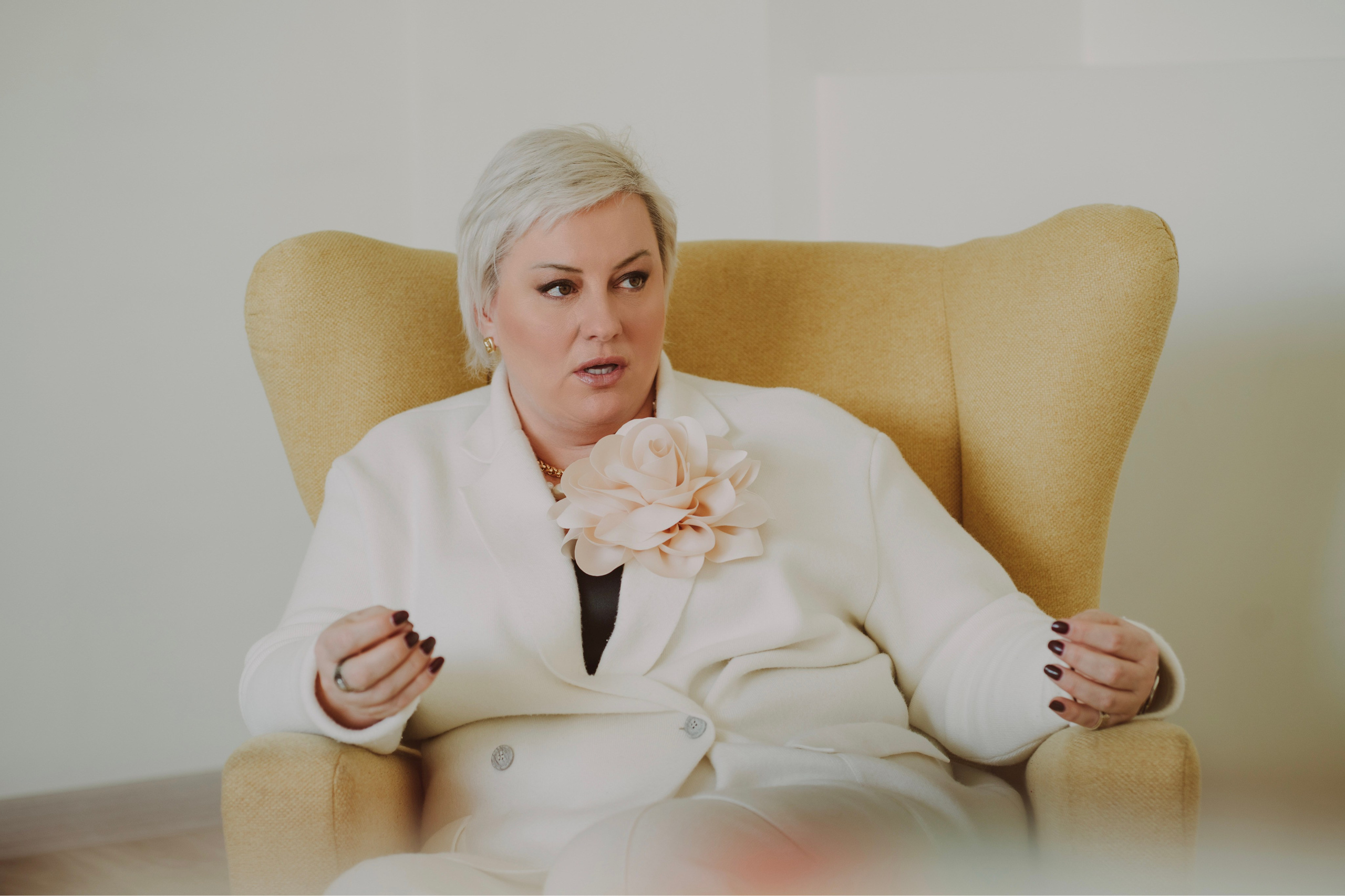 Запись подкаста с экспертом. Творческие фотосессии в Москве. Фотоальбом лидера группы ЯЛО