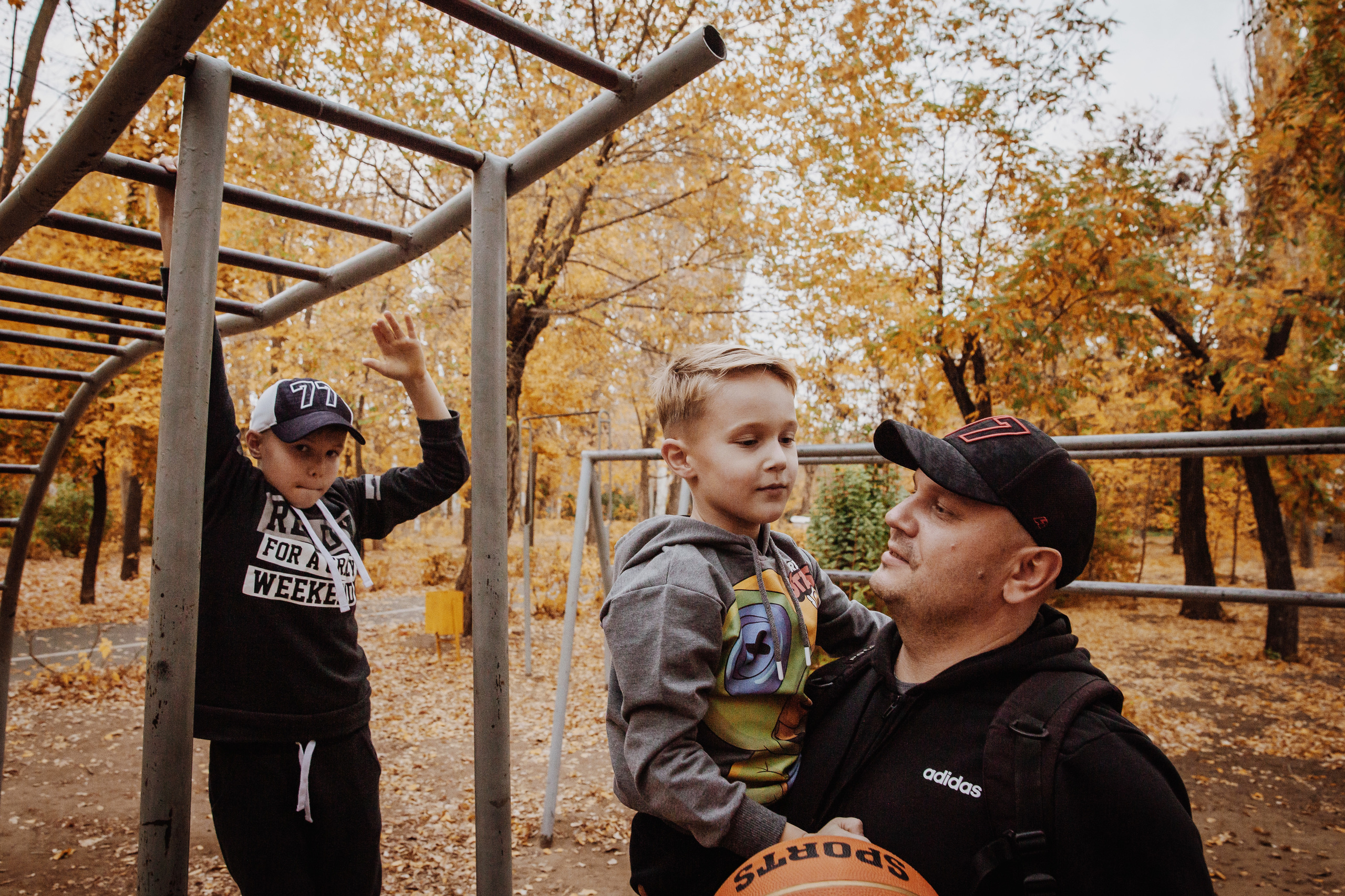 Ивановы. Спасибо за проявленный интерес к моему творчеству! Меня зовут Россохат