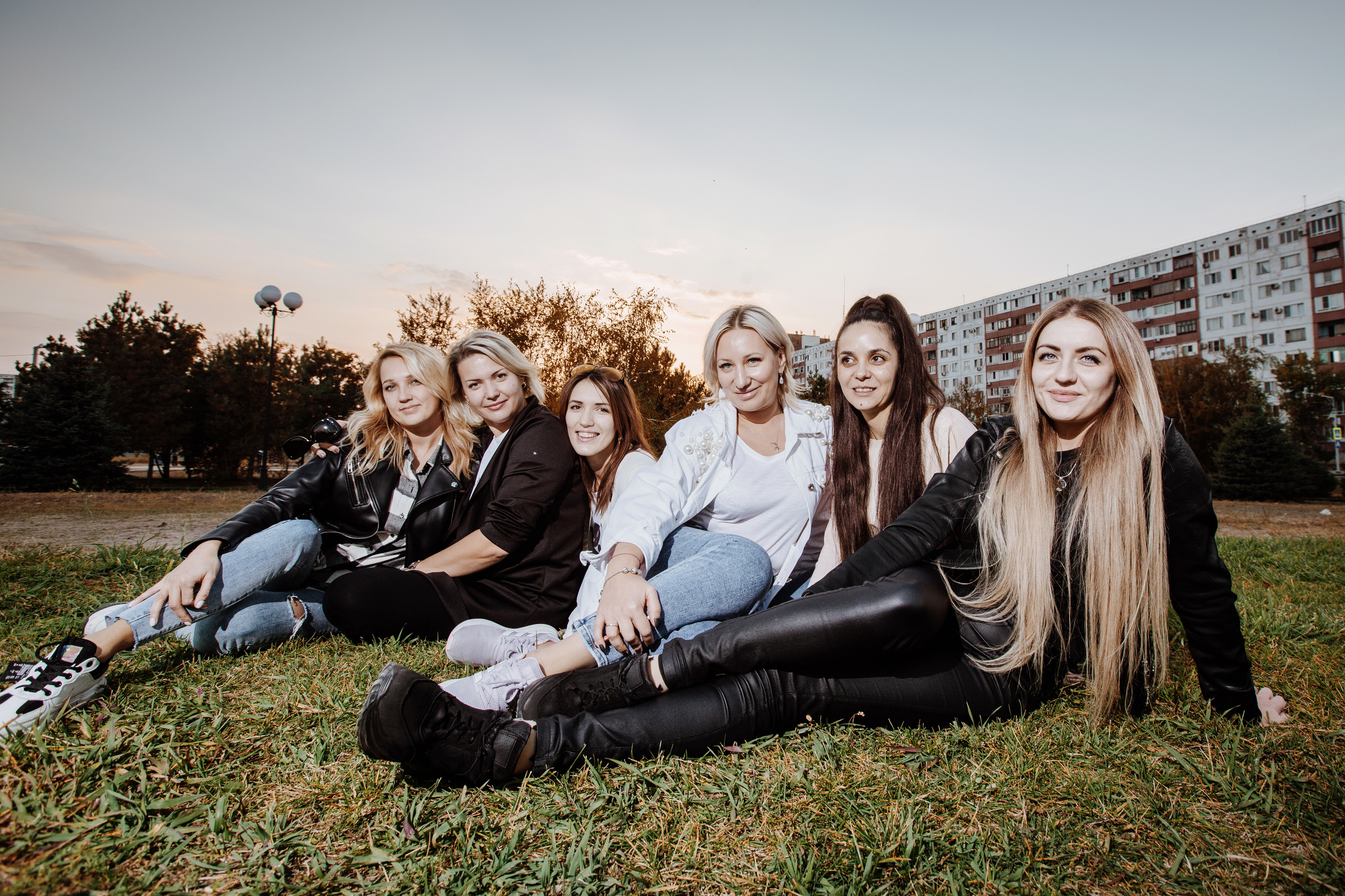 Xenia. Спасибо за проявленный интерес к моему творчеству! Меня зовут Россохат