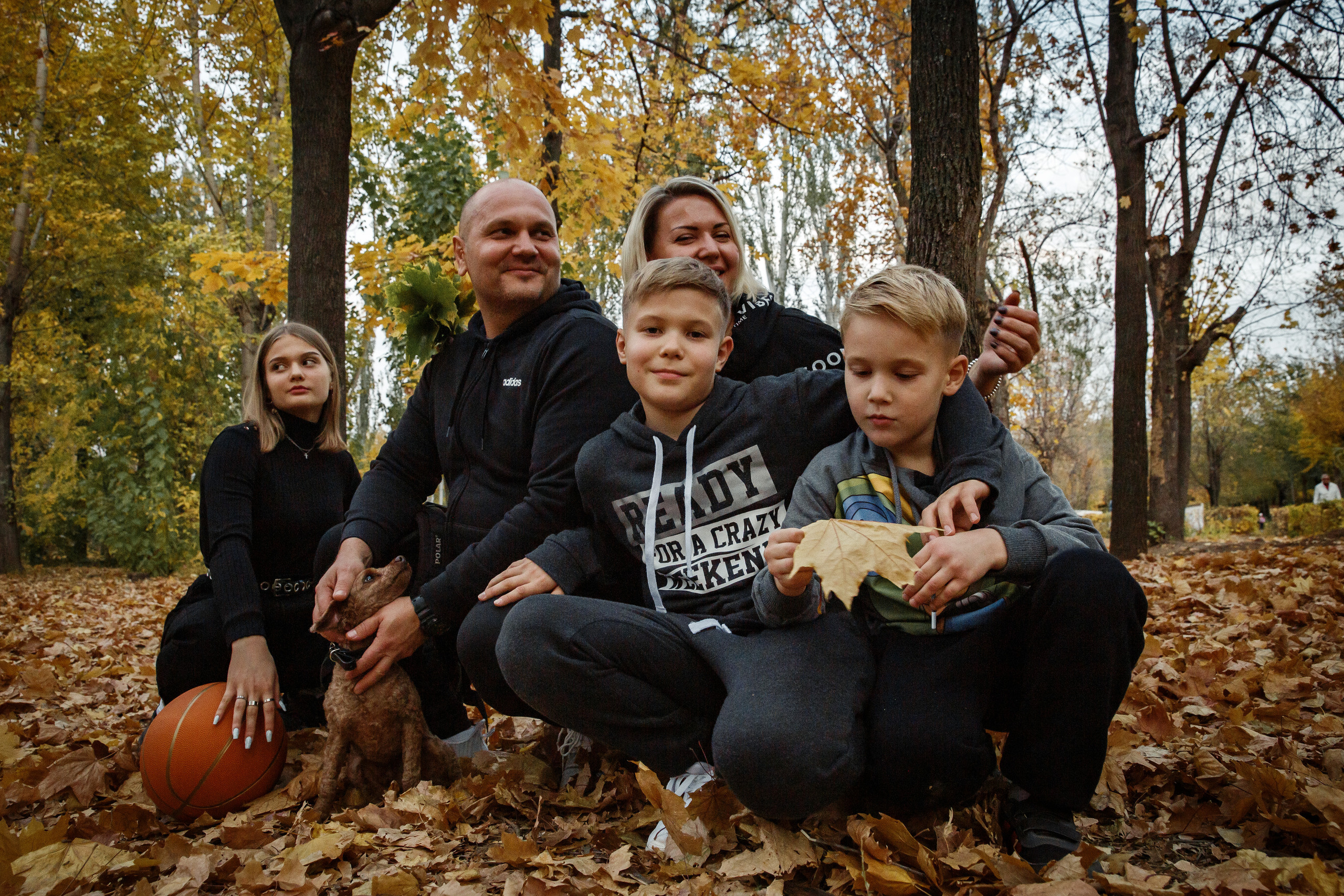 Ивановы. Спасибо за проявленный интерес к моему творчеству! Меня зовут Россохат