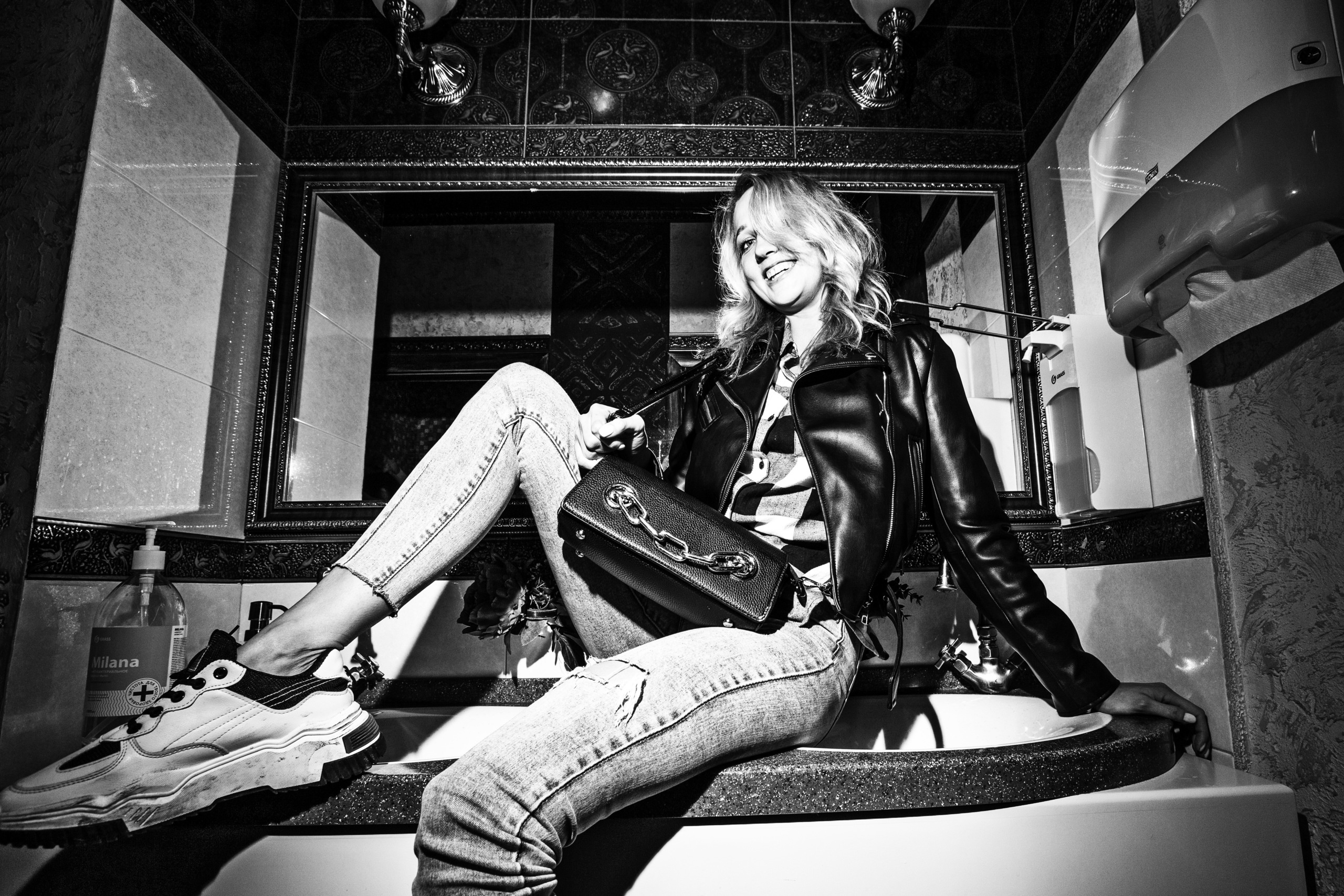 Xenia. Спасибо за проявленный интерес к моему творчеству! Меня зовут Россохат