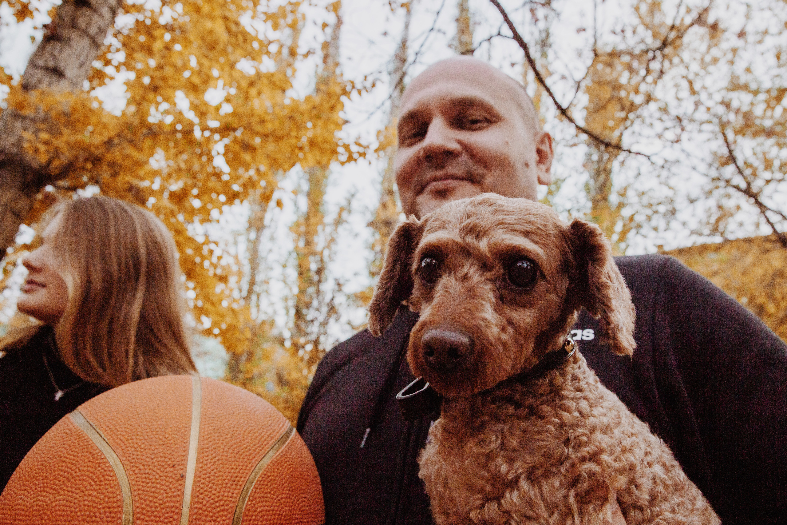 Ивановы. Спасибо за проявленный интерес к моему творчеству! Меня зовут Россохат