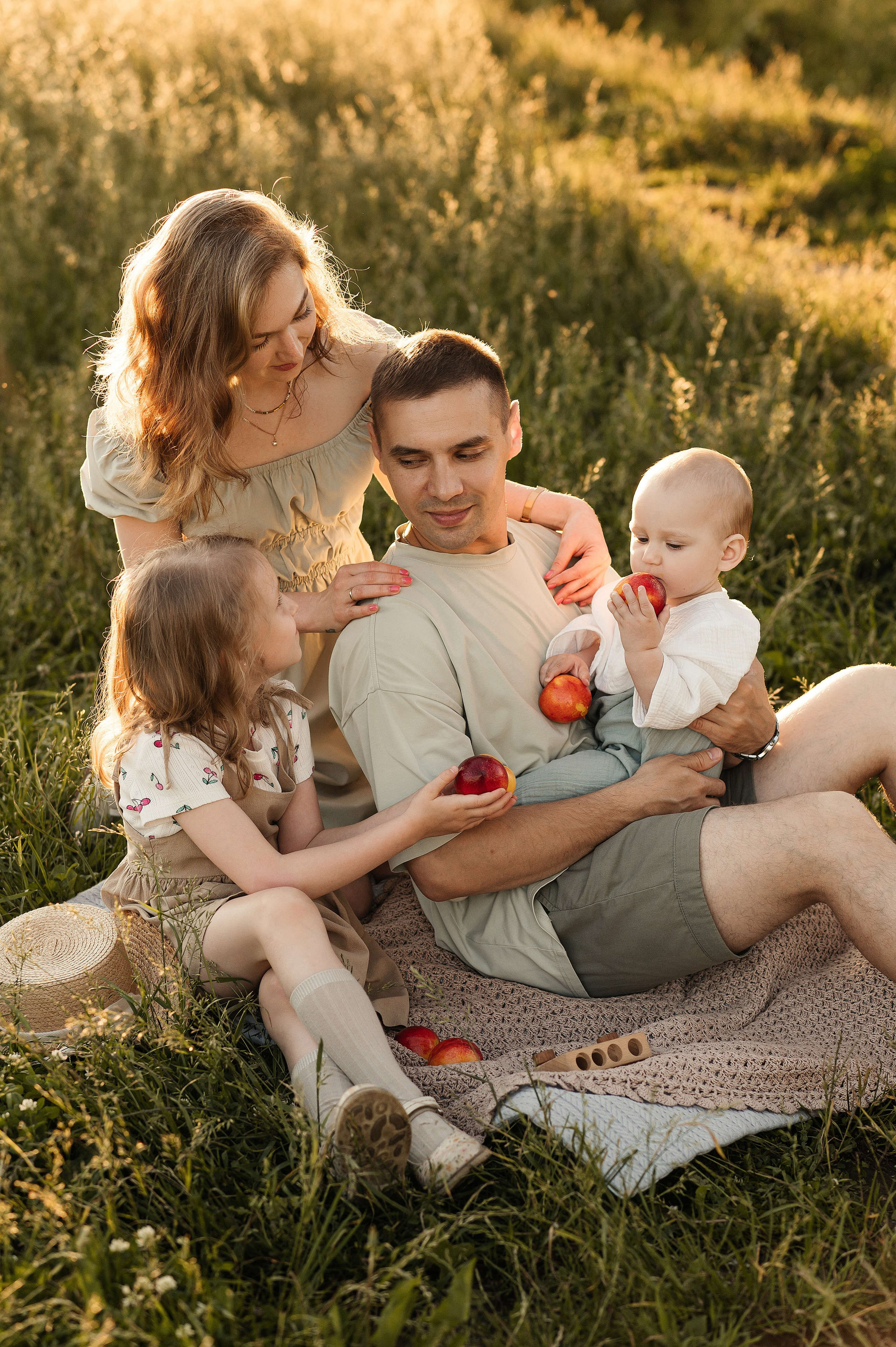 Юля, Дима, Лиза и Максим. Фотограф Виктория Грибова г. Вологда