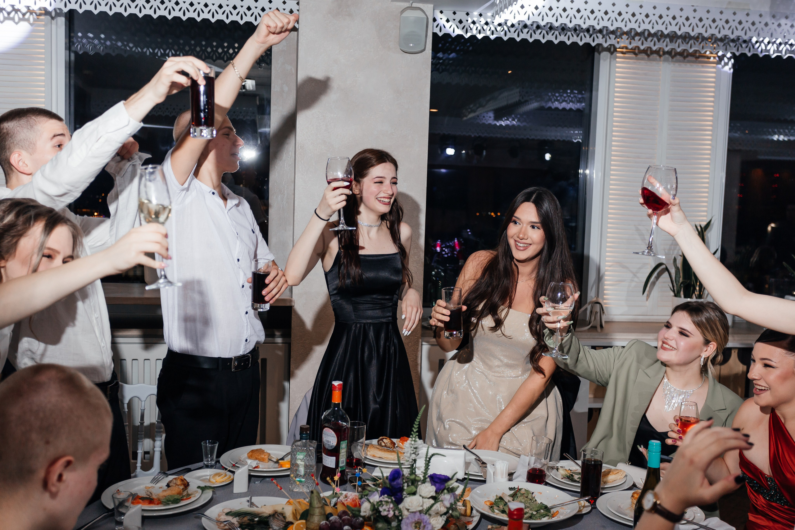 Выпускной 11 «А». Школа № 42. Свадебный фотограф в Краснодаре Николай Крауз