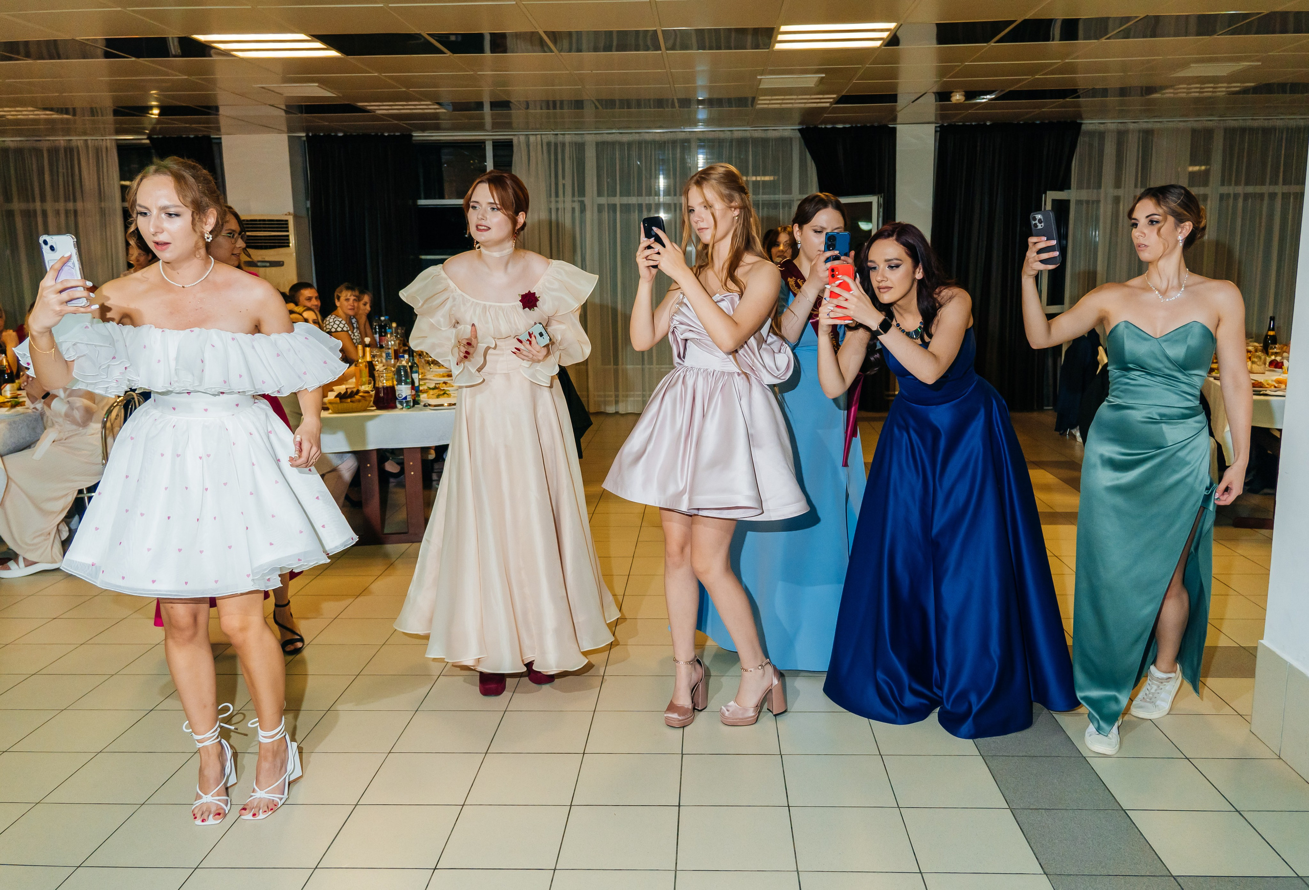 Школьные выпускные, линейки, банкеты. Семейный и LifeStyle фотограф в Жигулевске и Тольятти Рустам Ханмурзин