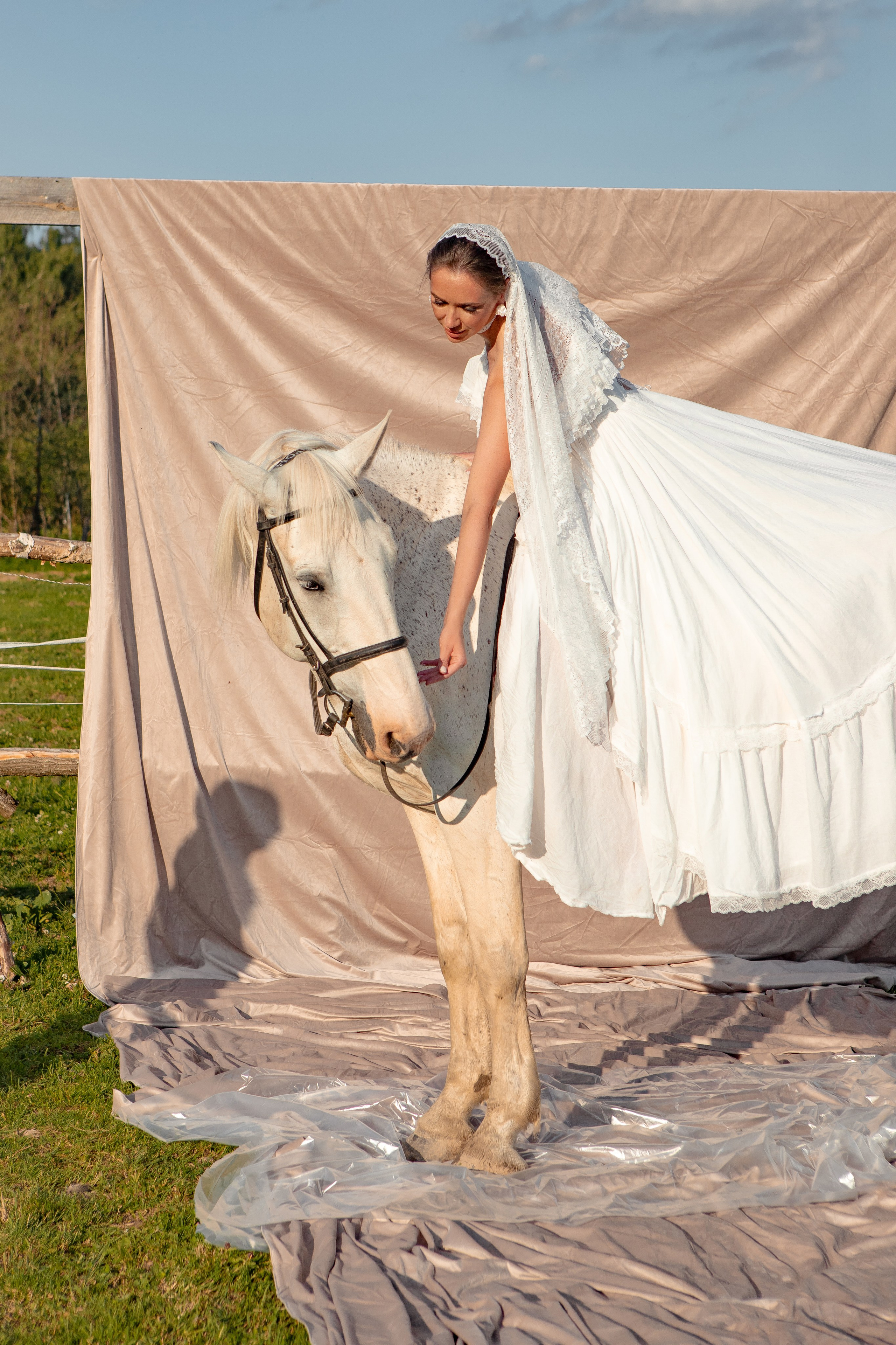 Необычная свадебная фотосессия в Москве с лошадьми