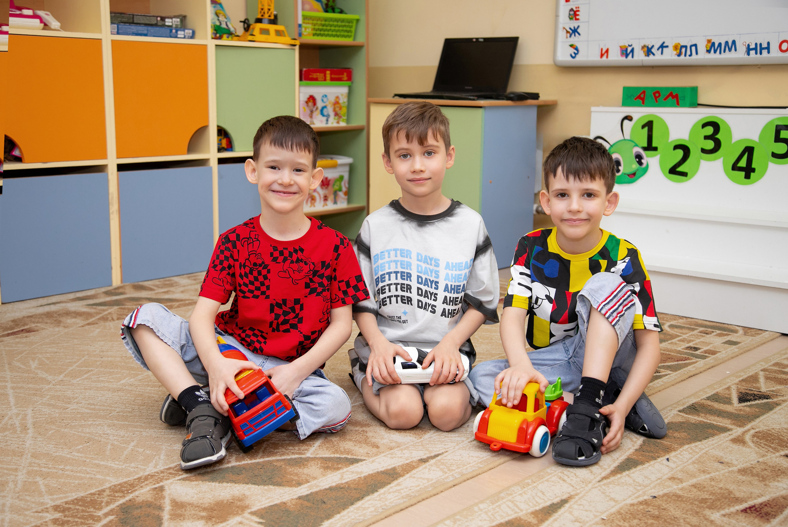 Выпускные альбомы для детского сада. Студия «Фокус» детская фотография Ольги Поповой г. Бийск