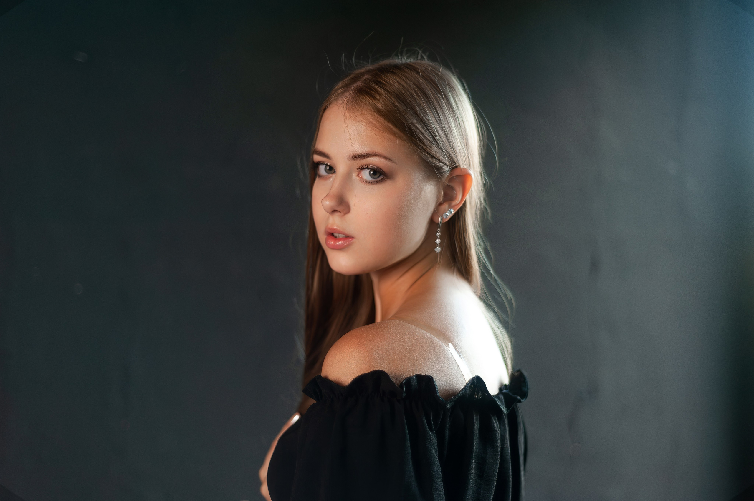 Анастасия Лопатина. Портретный креативный творческий фотограф в Казани Михаил Бушенев