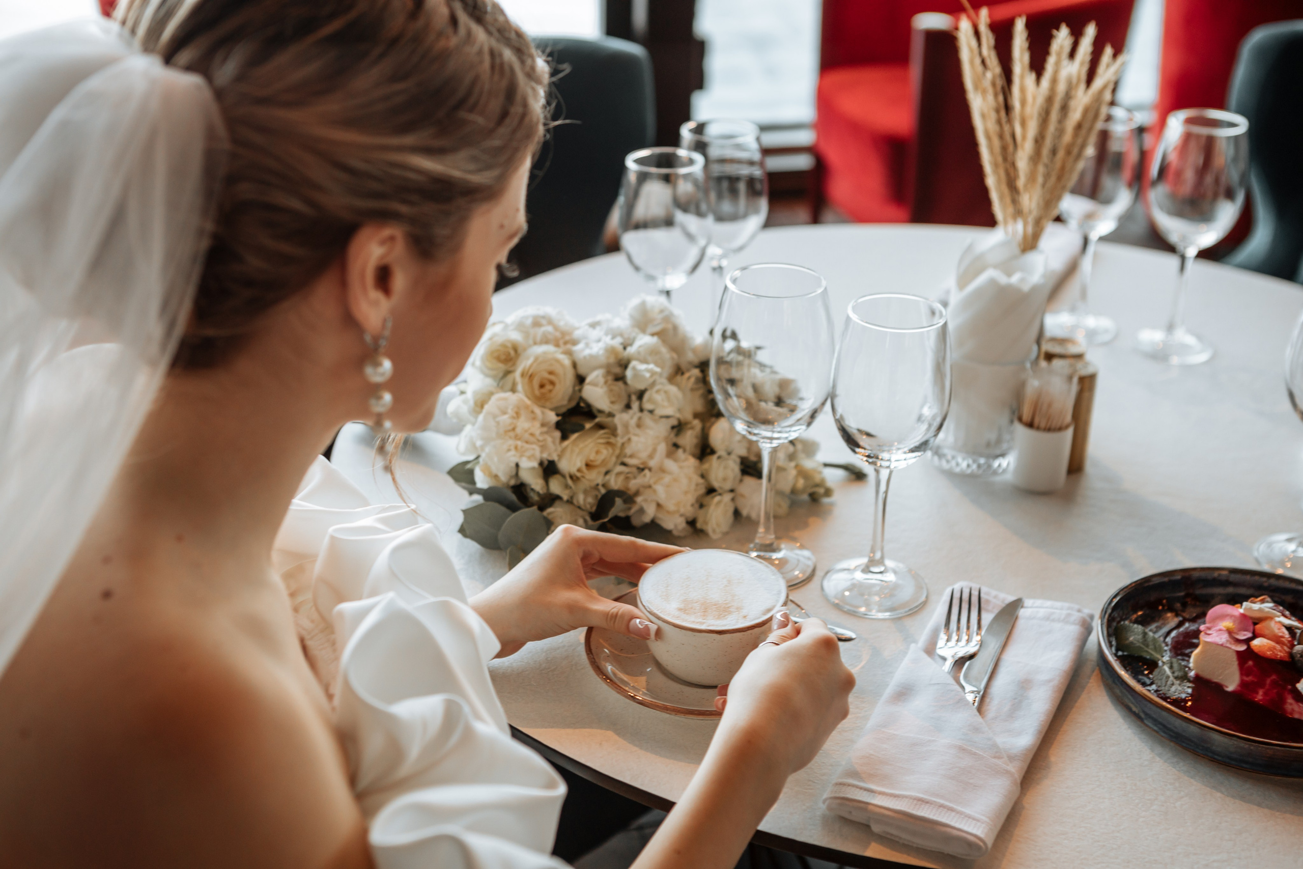 Свадебная съемка в отеле. Свадебный фотограф  Калининград | Москва|