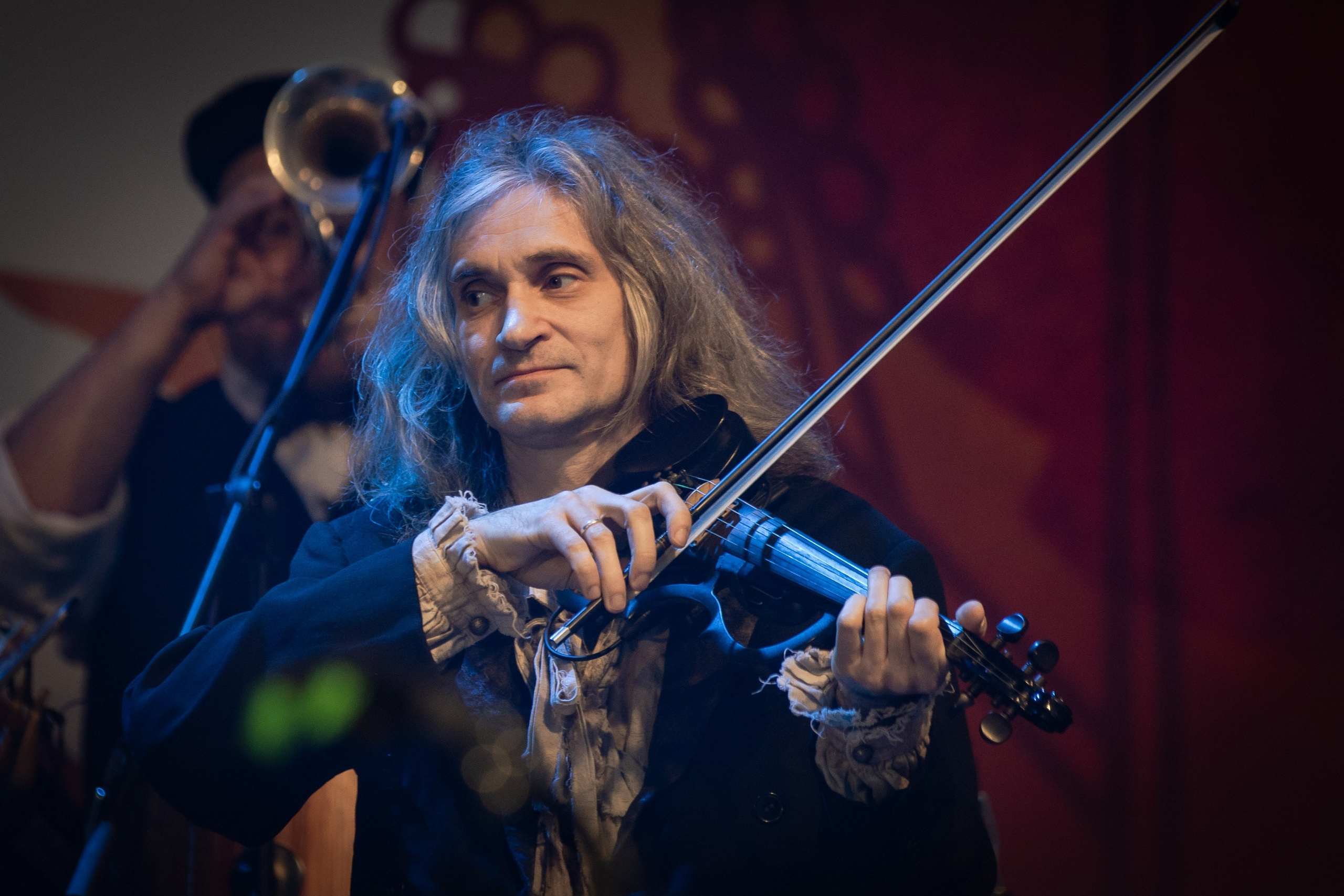 Гарик Сукачев. Фотограф. г. Южно-Сахалинск. Олег Толстов