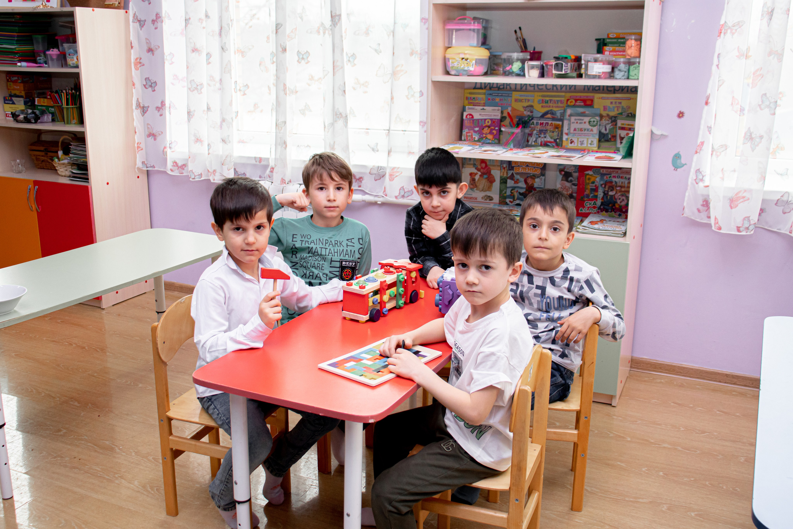 Садик виньетки