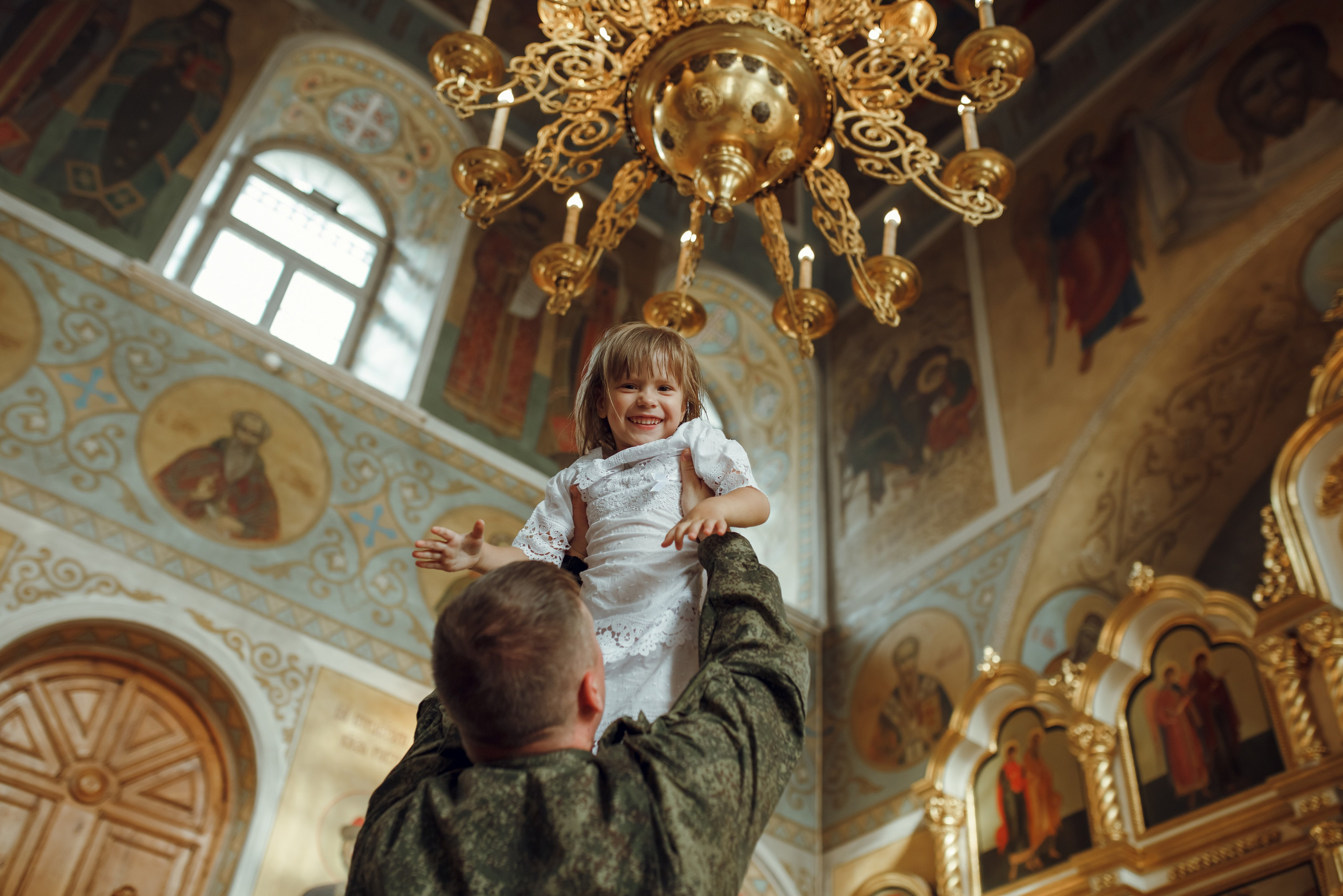 Крещение Мирославы. Фотограф на Крещение, семейный фотограф в Москве