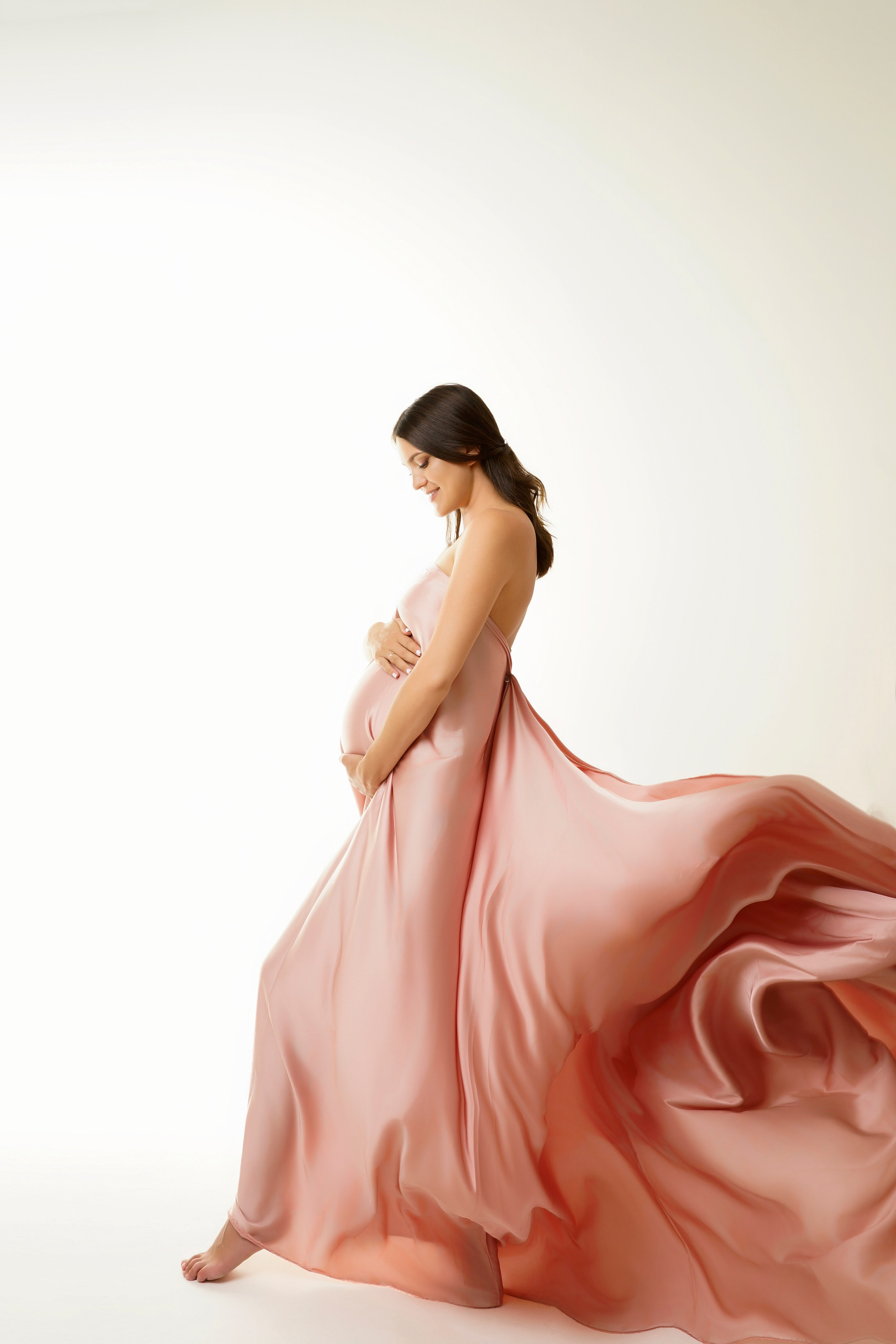 Съёмка беременности в моей фотостудии «НЕБО». Женский фотограф в Химках Алёна Ленёва