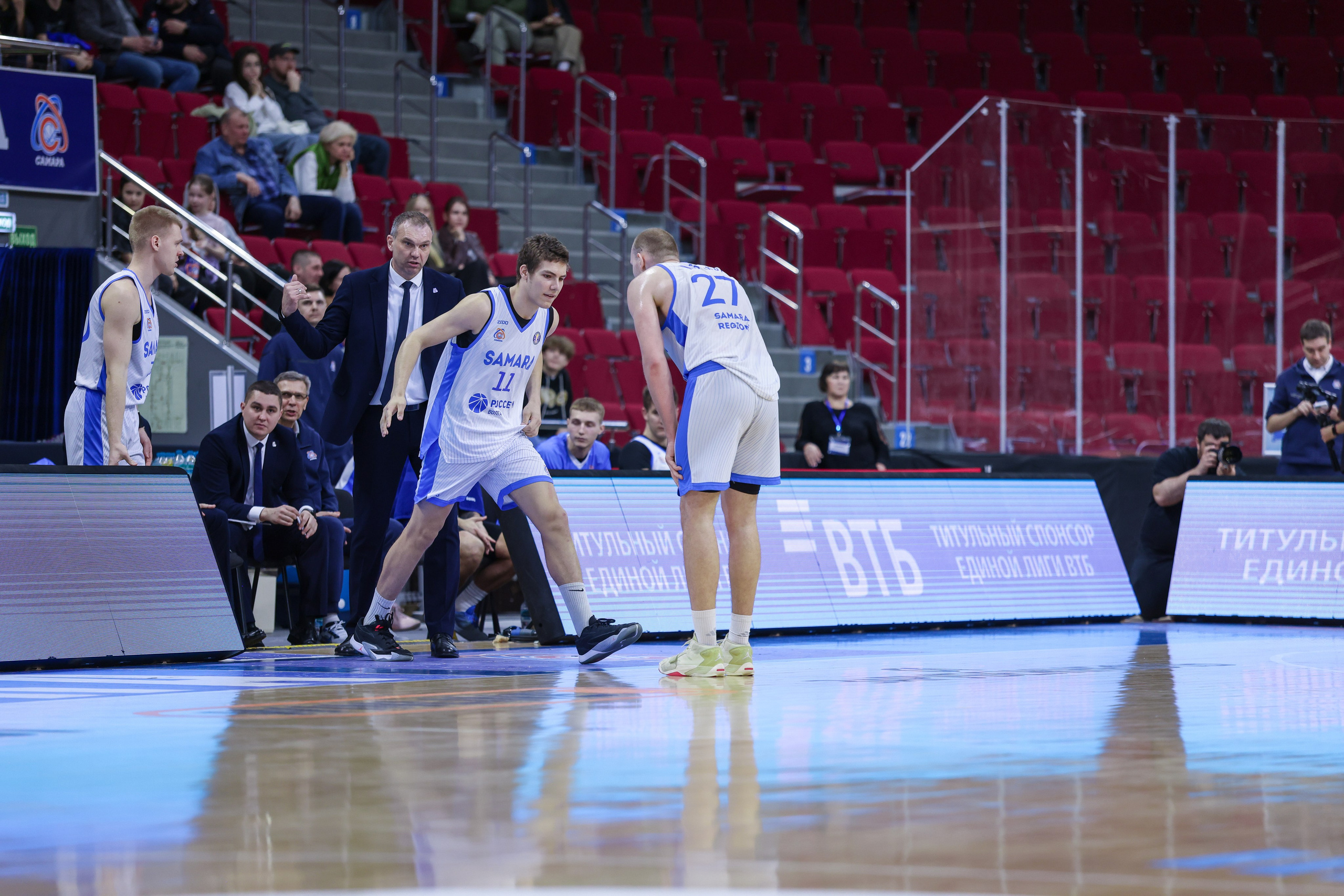 Баскетбол. Самара — Зенит. Единая лига ВТБ. Спортивный фотограф в Самаре