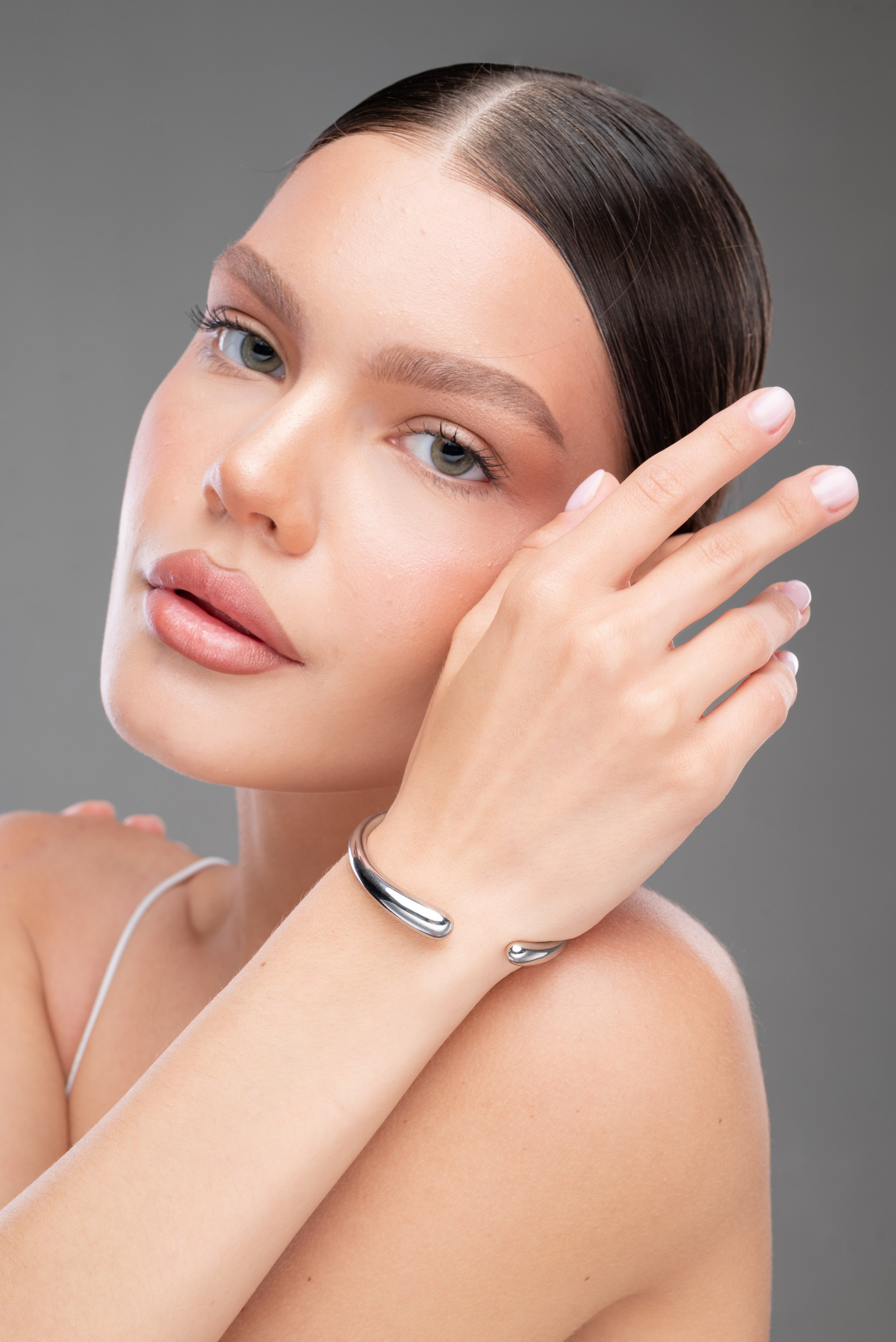 Бренд украшений. Предметный фотограф, фото для маркетплейсов Пятигорск, КМВ