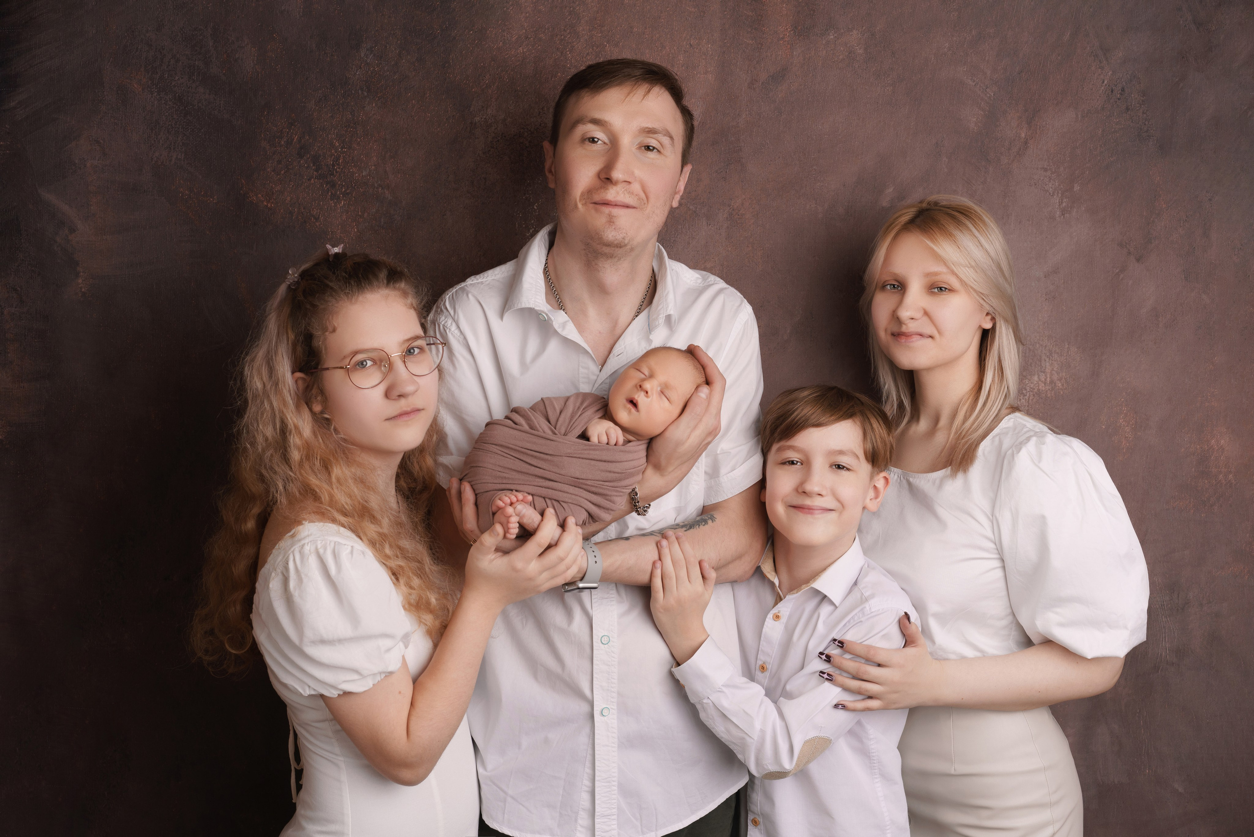 Семейные фотосессии с новорожденными | Трогательные кадры малышей и их близких в Москве и МО. Фотосессия новорожденных в Москве и Московской области | Профессиональный фотограф newborn — Татьяна Иванова