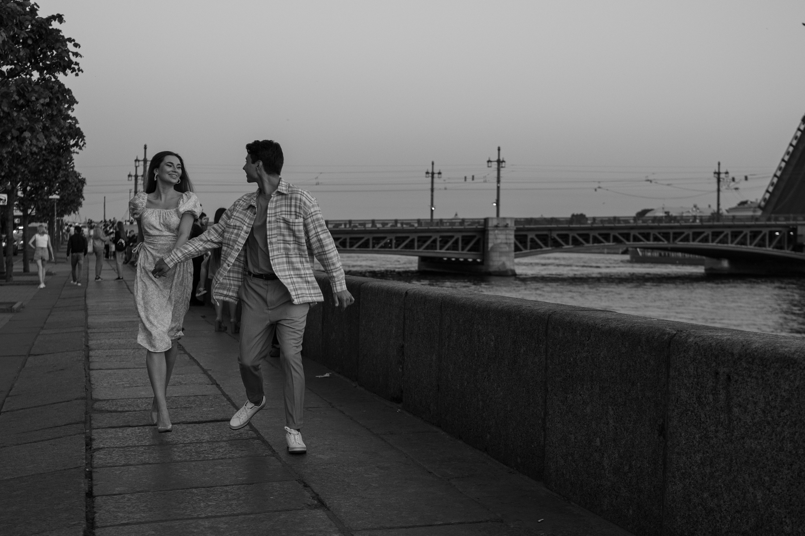 Разведение мостов. Диана и Михаил. Фотограф в Красноярске / Дивногорске. Файзулина Анастасия