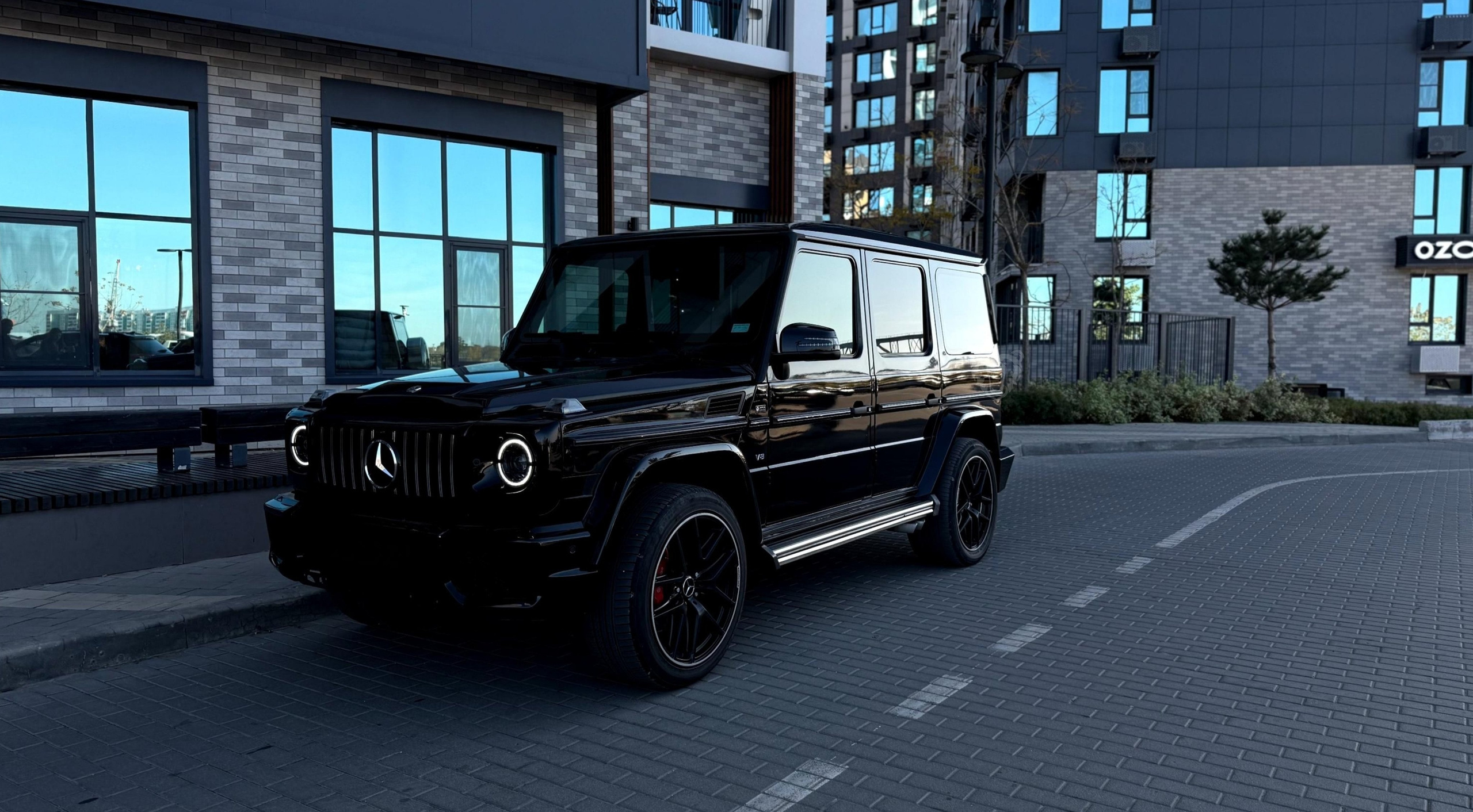 Услуги. Аренда премиум автомобилей в Астрахани