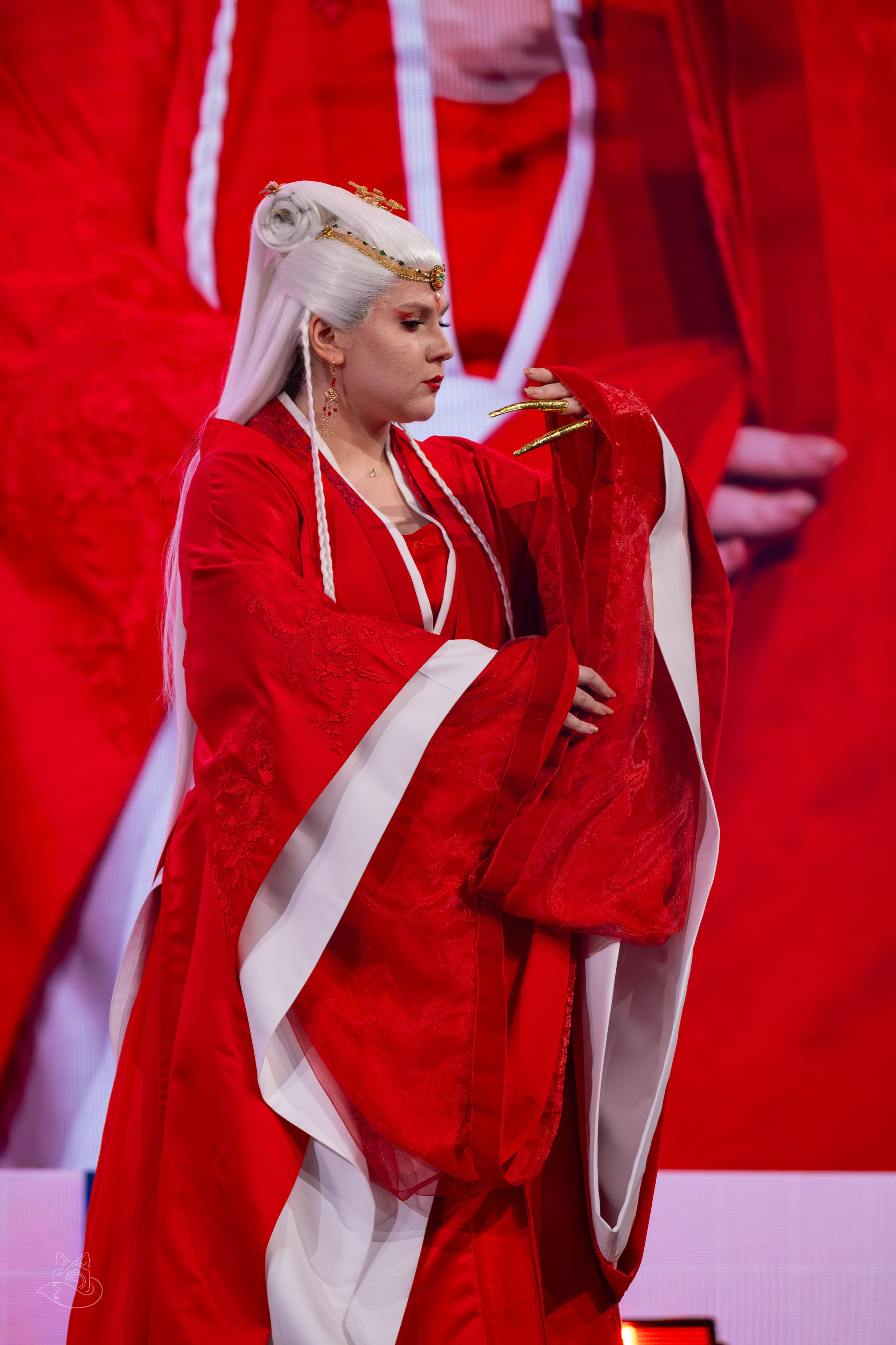 Сцена РЭД ЭКСПО 2024. Косплей фотограф