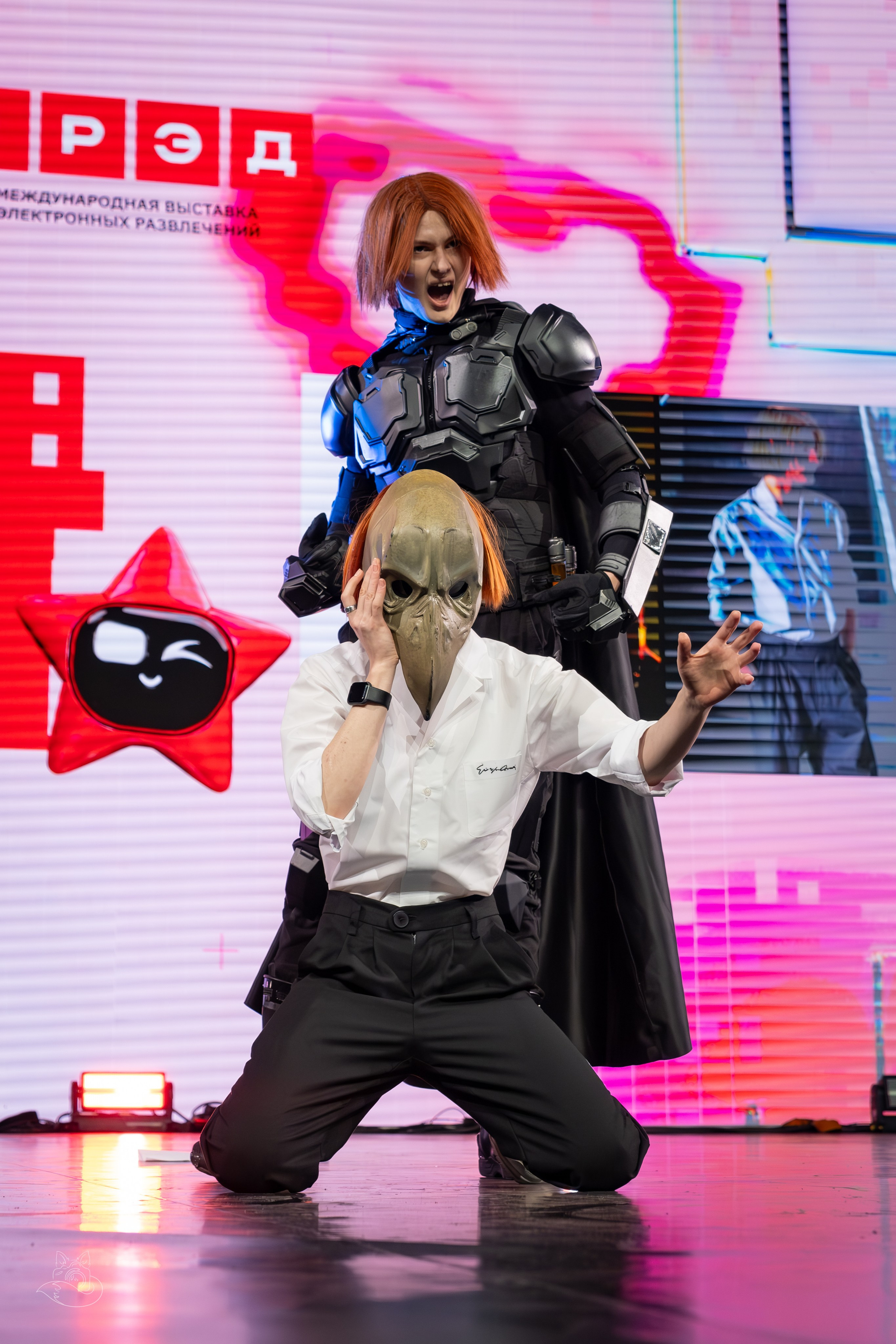 Сцена РЭД ЭКСПО 2024. Косплей фотограф