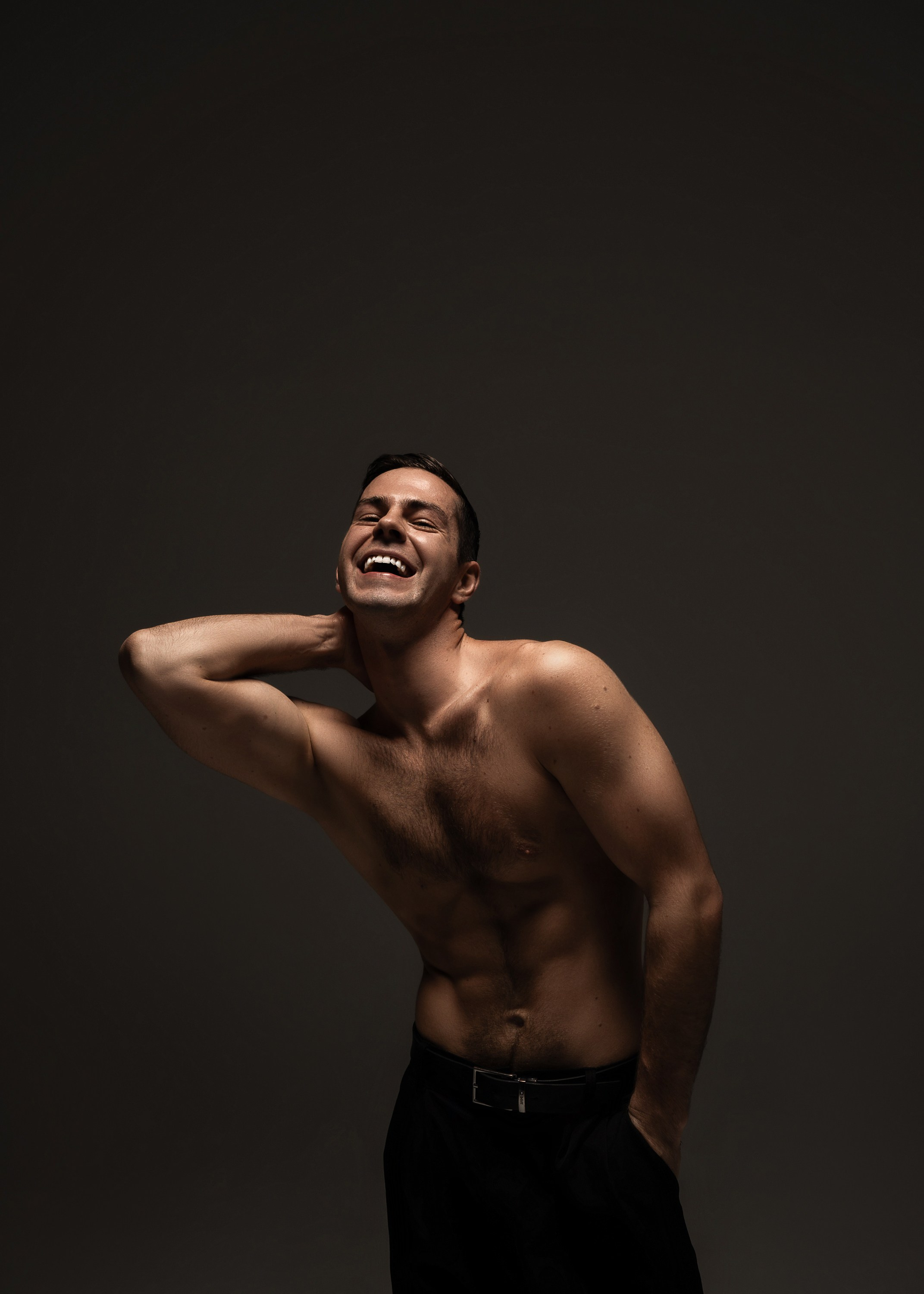 ДМИТРИЙ. Женский портрет