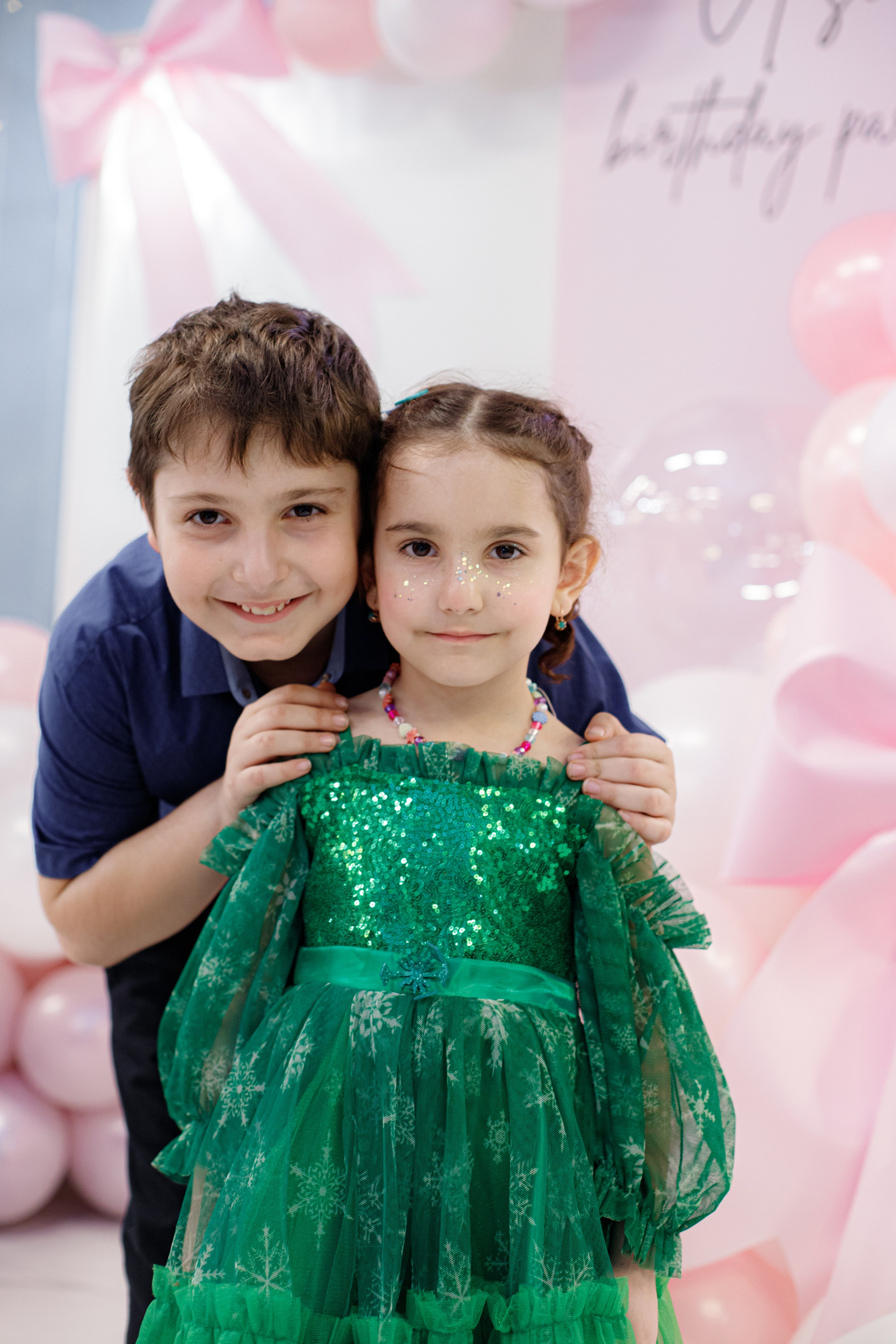 ASIA'S BIRTHDAY PARTY. Photokarish