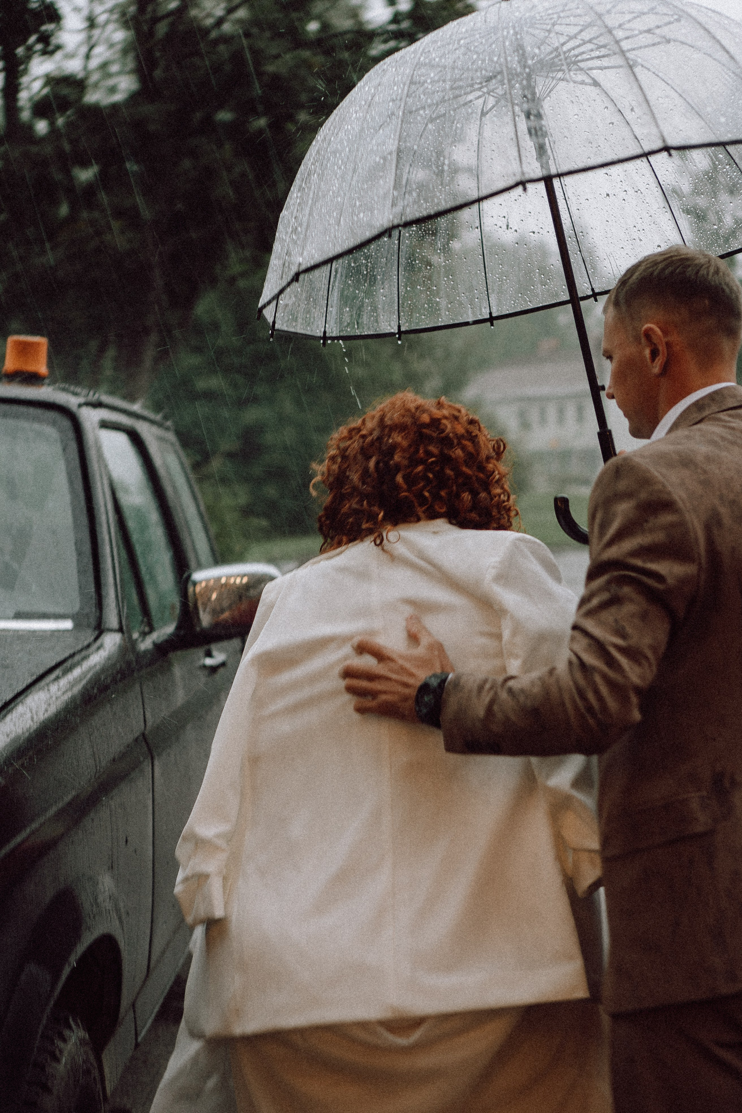 СВАДЕБНАЯ ФОТОСЕССИИЯ ПАРЫ В ГОРОДЕ ПРИОЗЕРСК В СОСНОВОМ ЛЕСУ И С ПИКАПОМ. Профессиональный фотограф, Санкт-Петербург — Виктория Богомолова