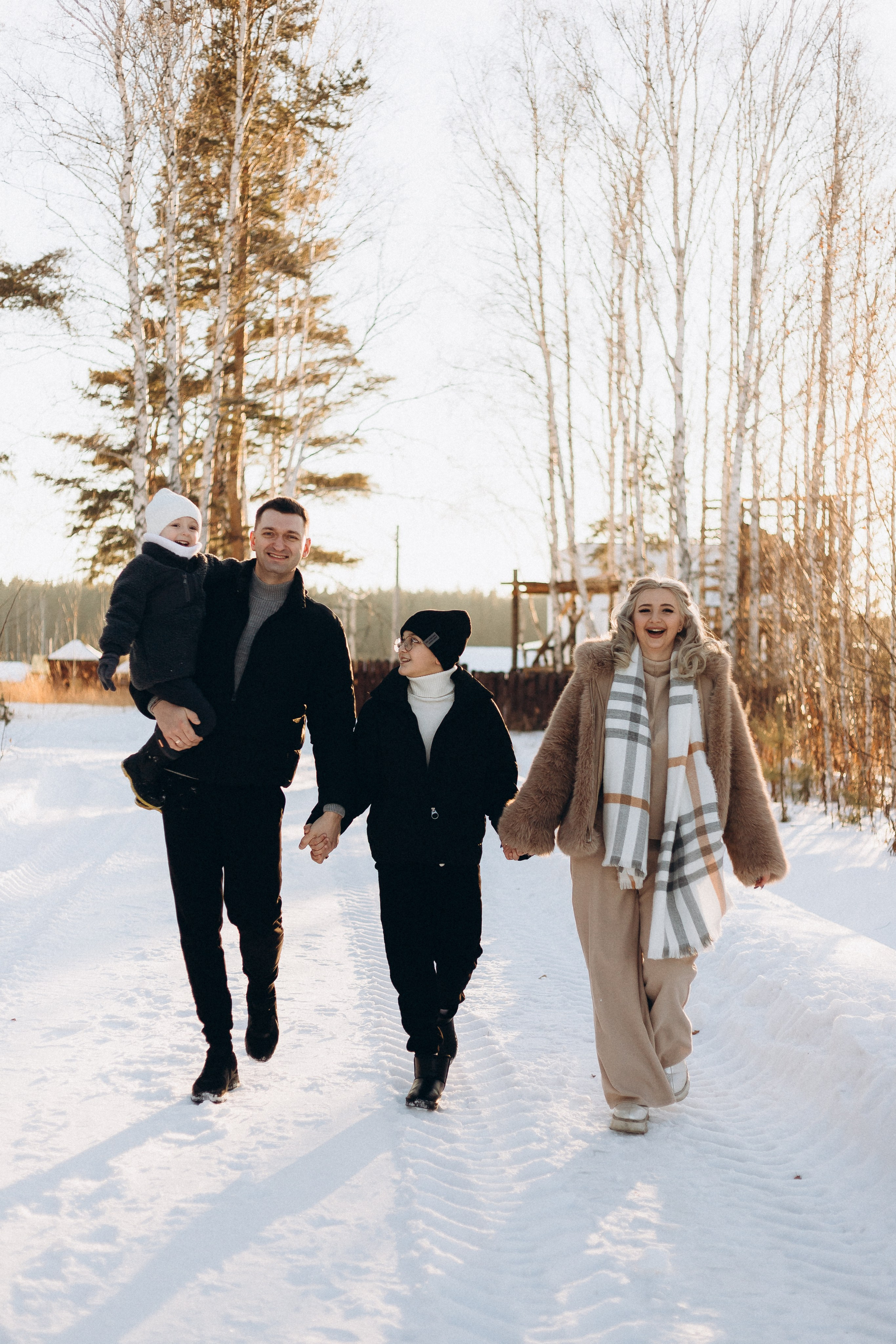 Юлия/Максим/Денис/Мирон/2025. Свадебный и семейный фотограф в Екатеринбурге