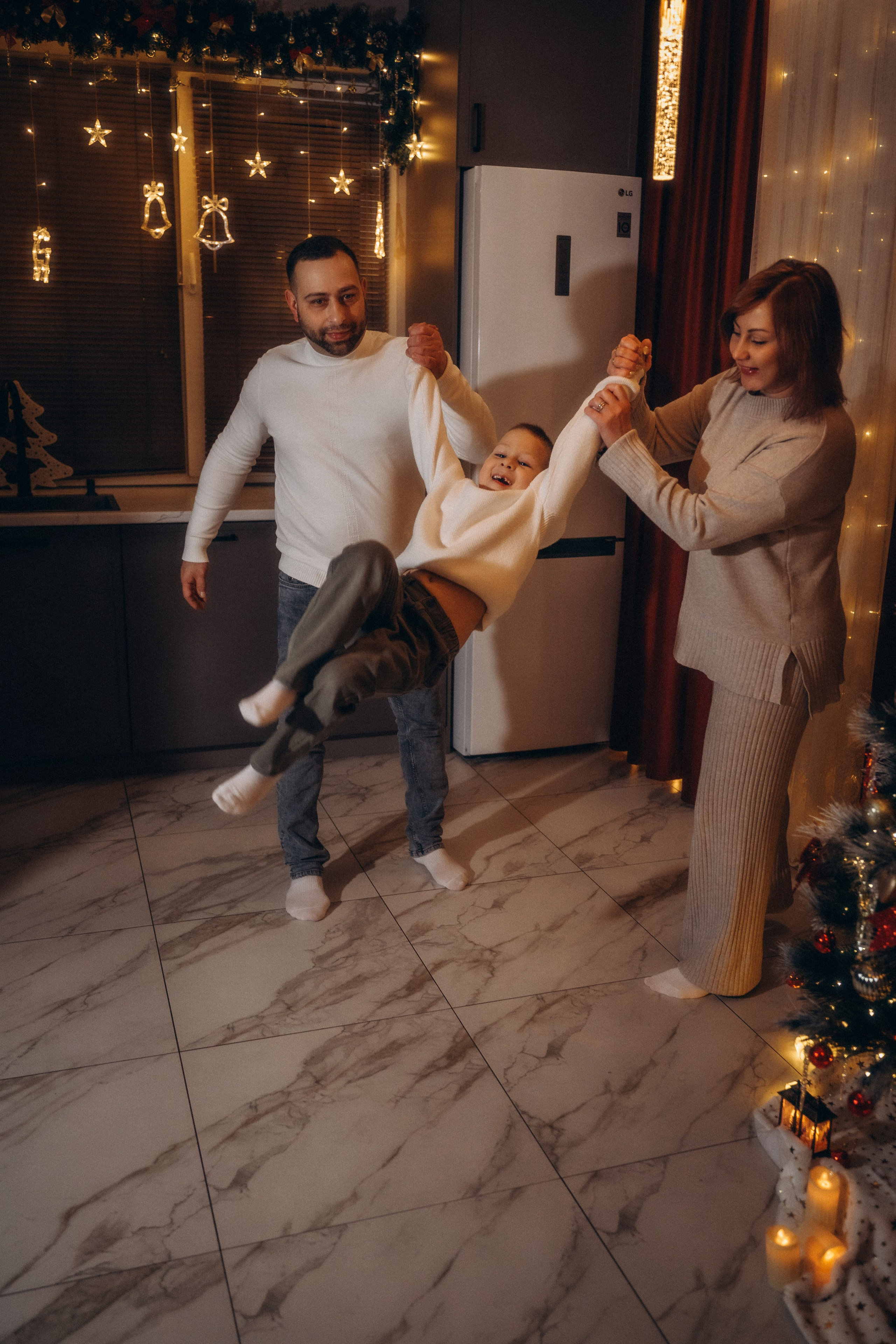 Семья Киприяновы, Новый год дома. Семейный фотограф в Белгороде Амелина Алина