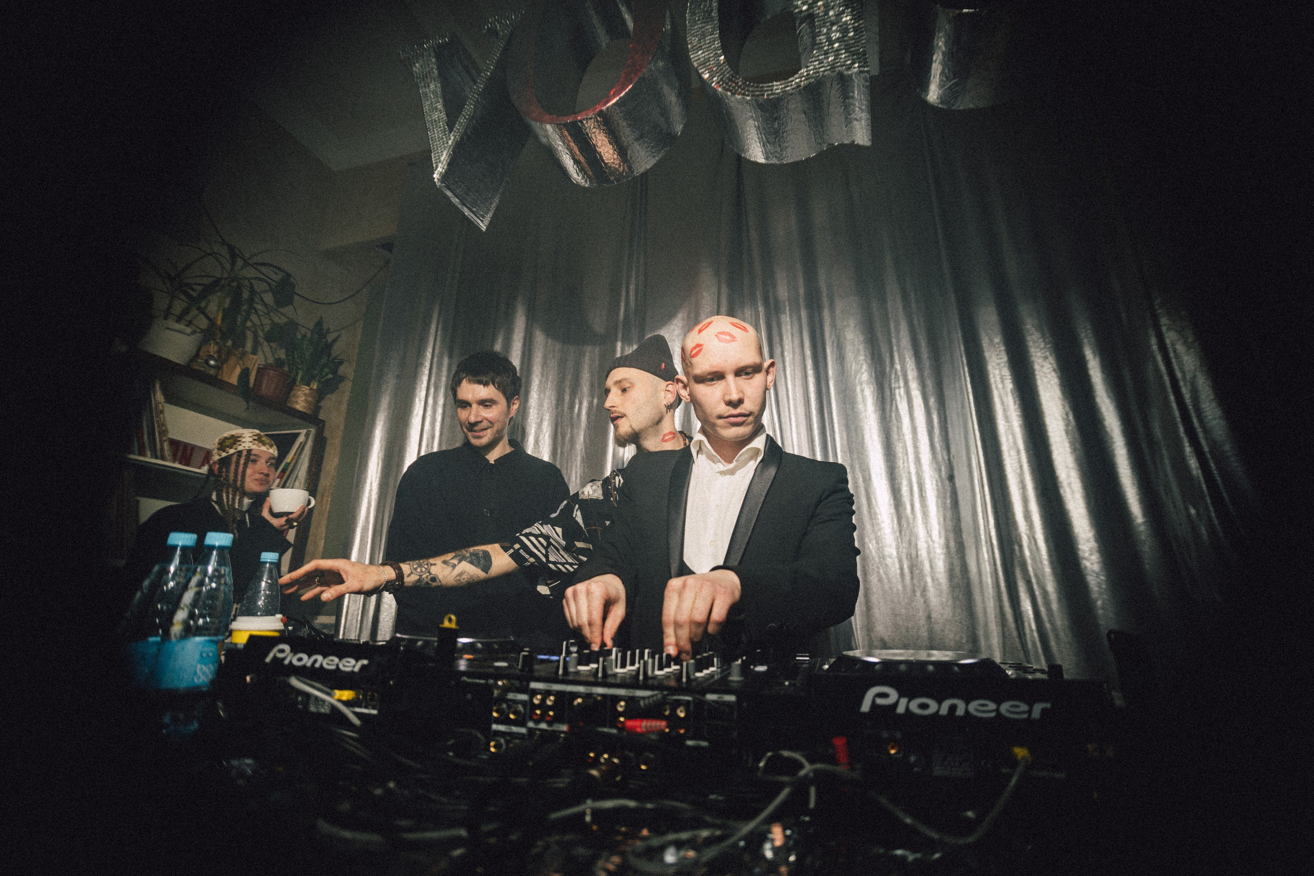 VOGUE BAL 14.02. Фотограф Егор Огородов