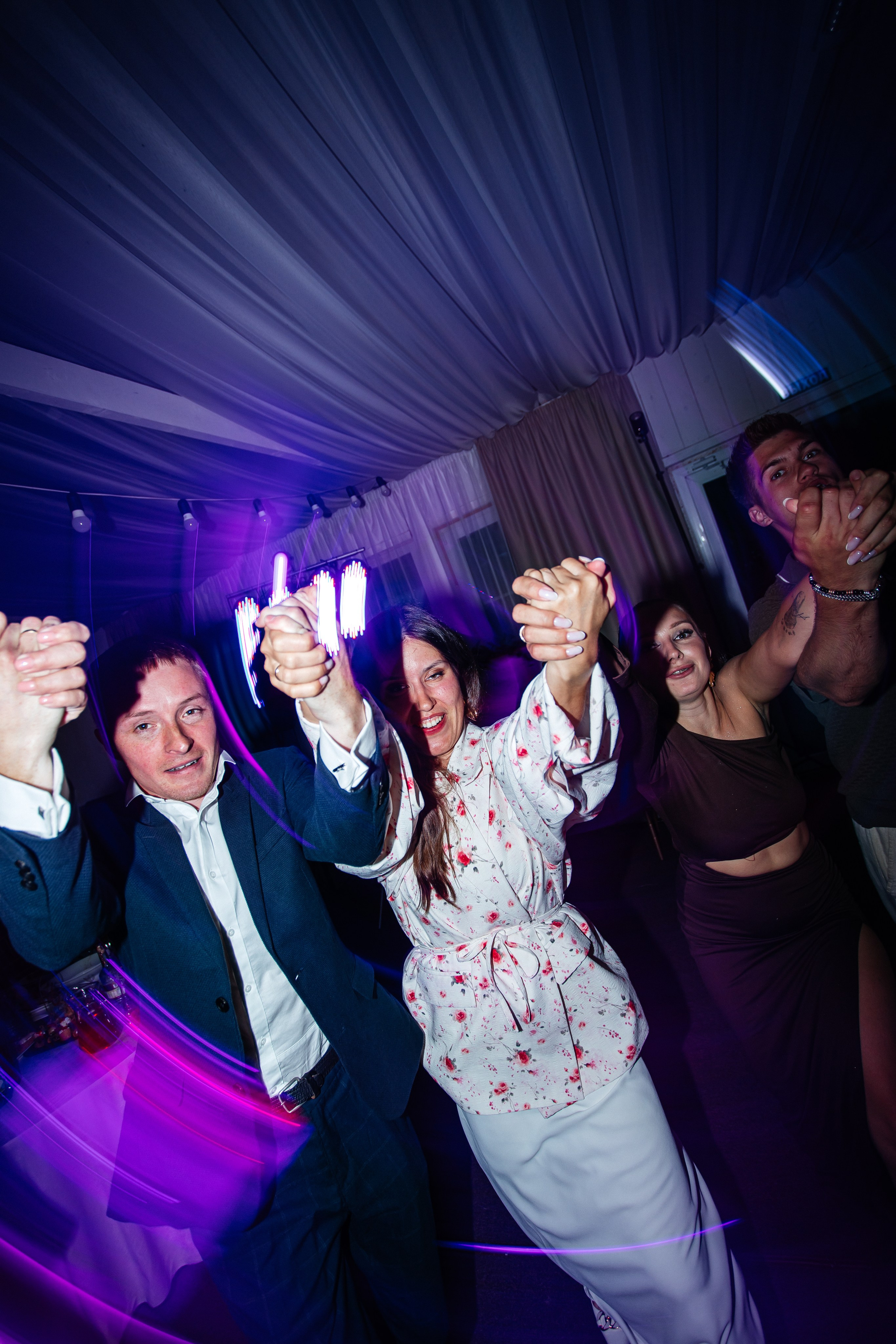 Счастье в моментах. Александр Оношкин. Свадебный фотограф в Екатеринбурге