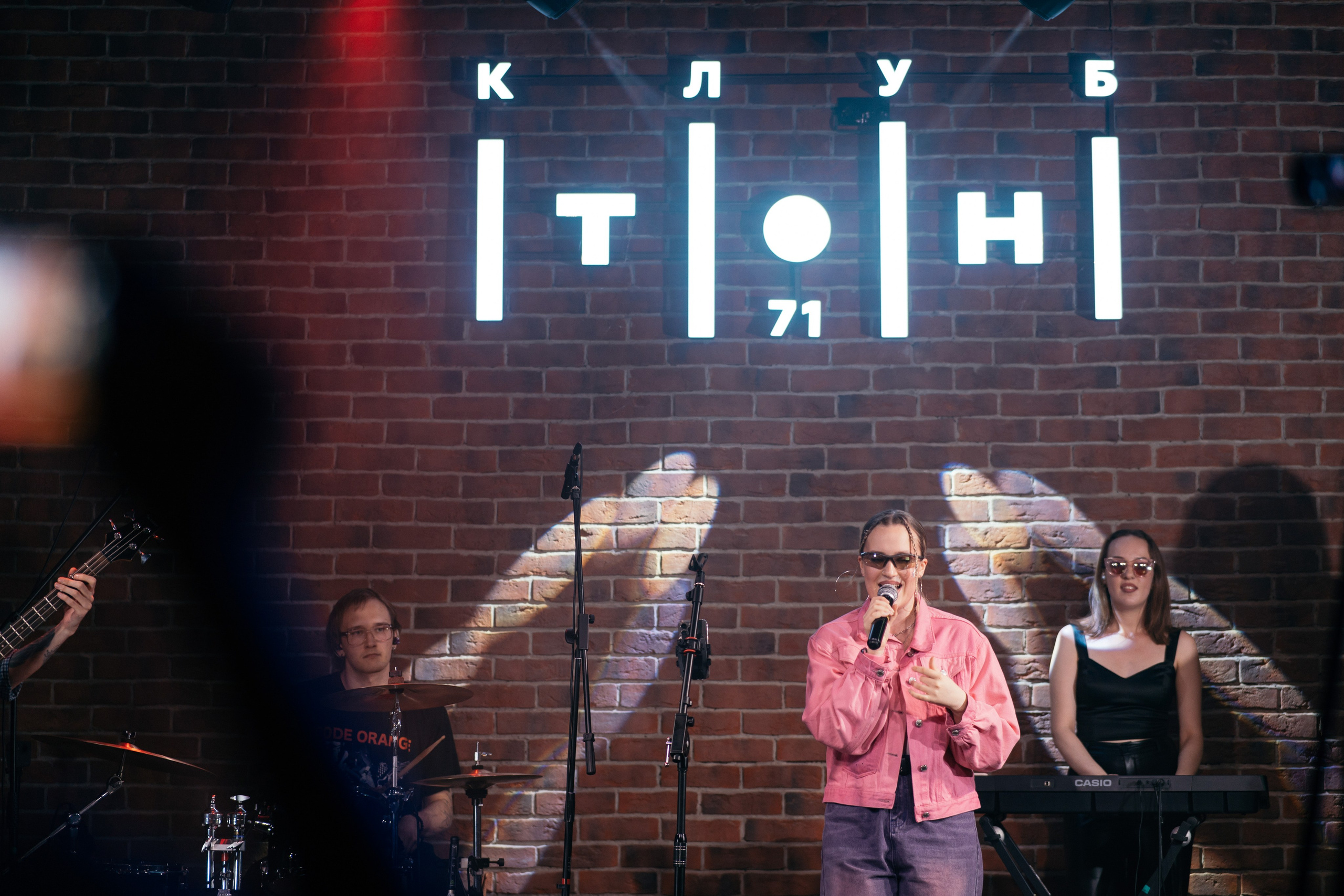 Mini Concert. Photographer based in moscow Peter Tchana