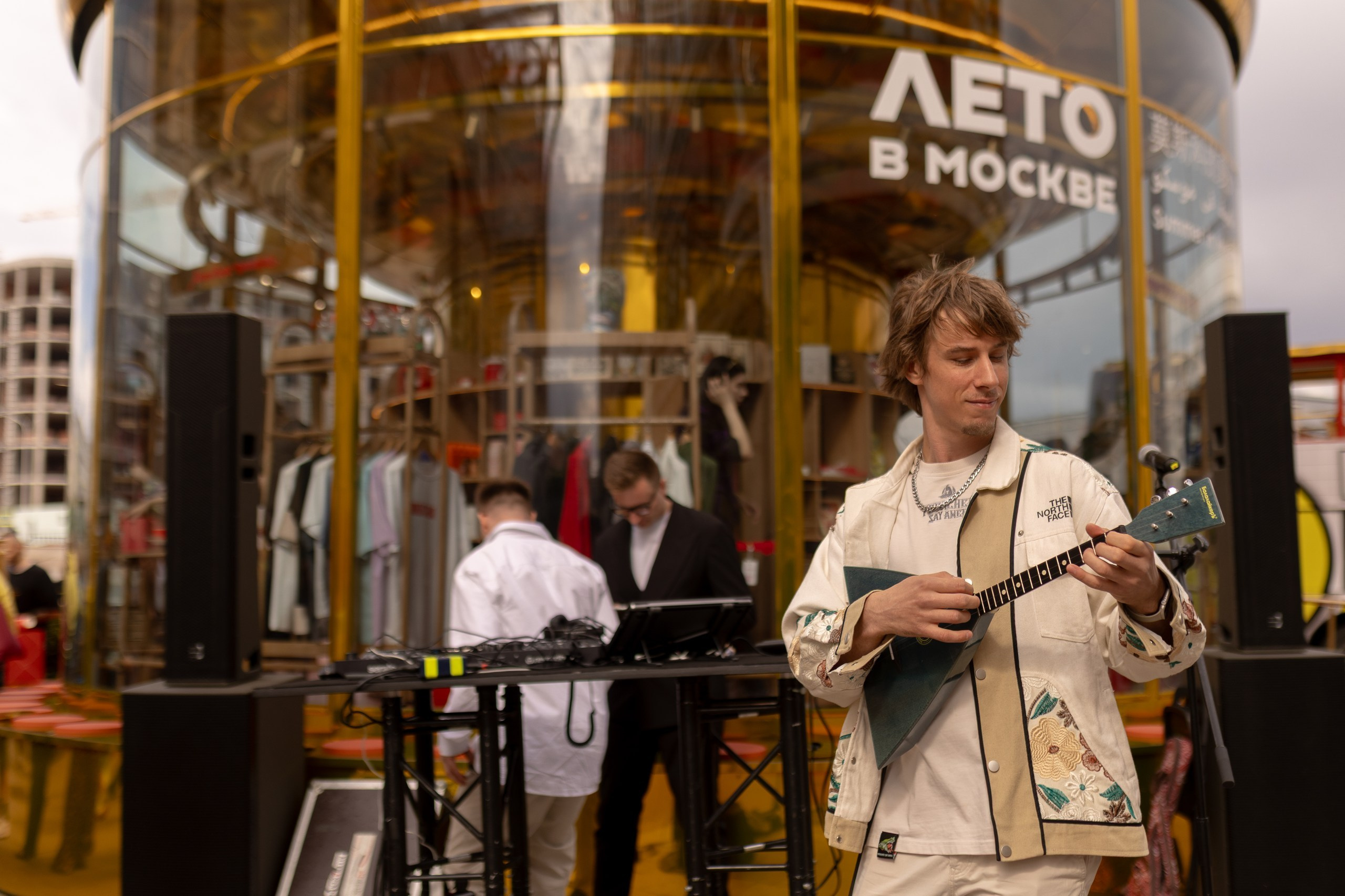 Открытие павильона Самовар. Сделано в Москве. Фотограф мероприятий, персональные съемки в Москве Владиславлева Настя