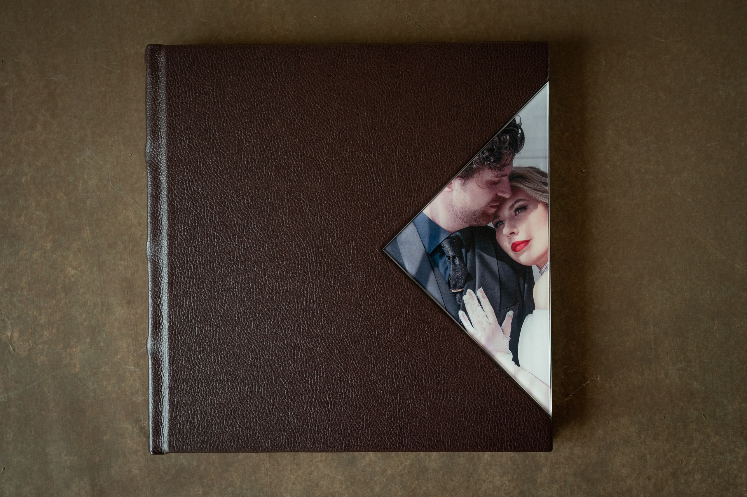 Фотокниги в Омске. Свадебный и портретный фотограф в Омске Матвей Краузе