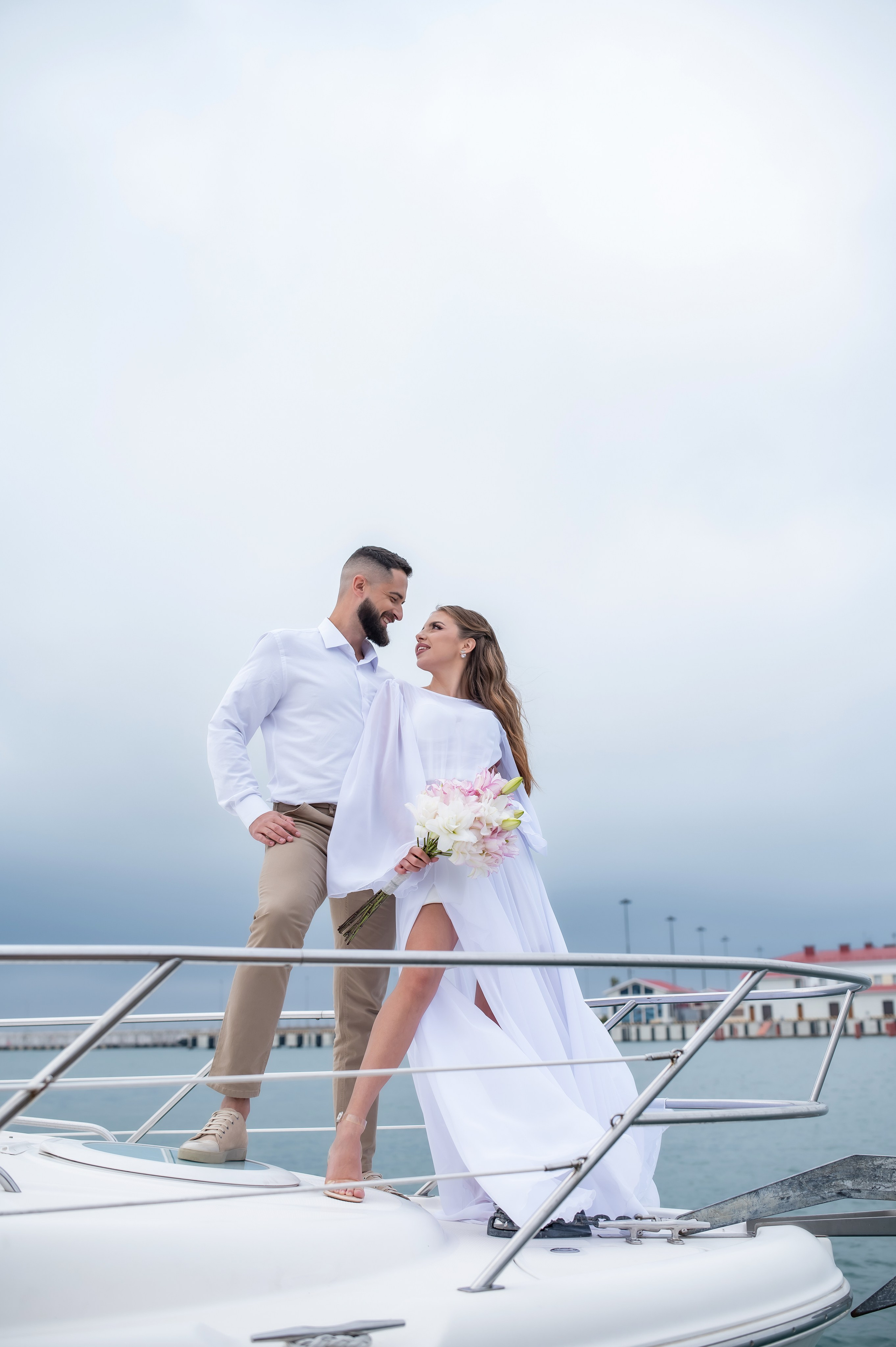 Свадьба на яхте. Наталья Слесаренко фотограф в Сочи